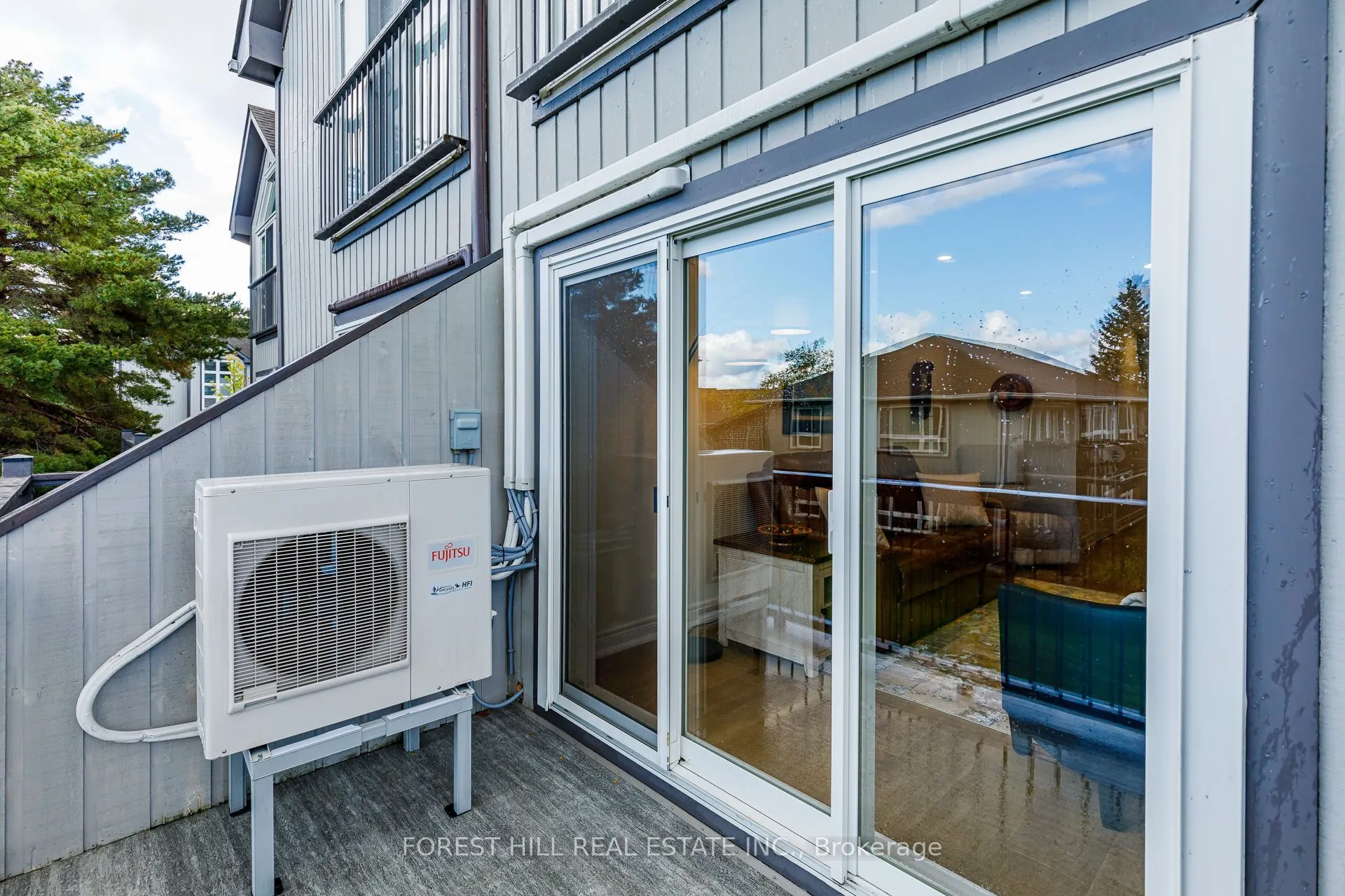 348 Mariners Way #20