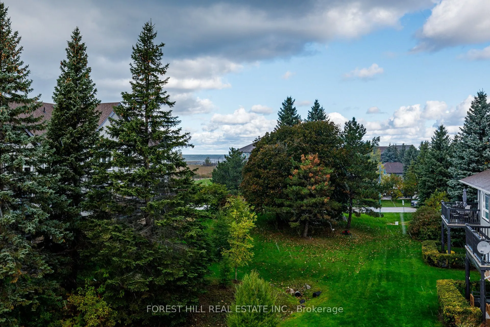 348 Mariners Way #20