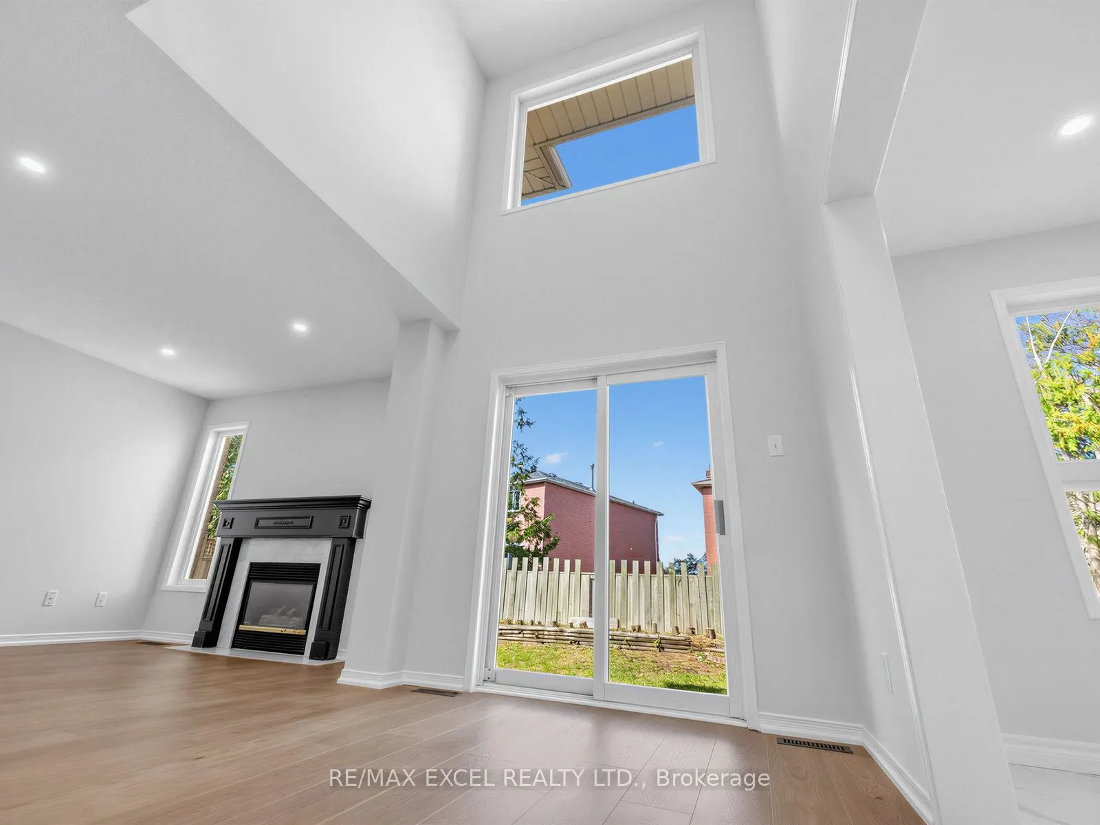 396 Cundles Road W
