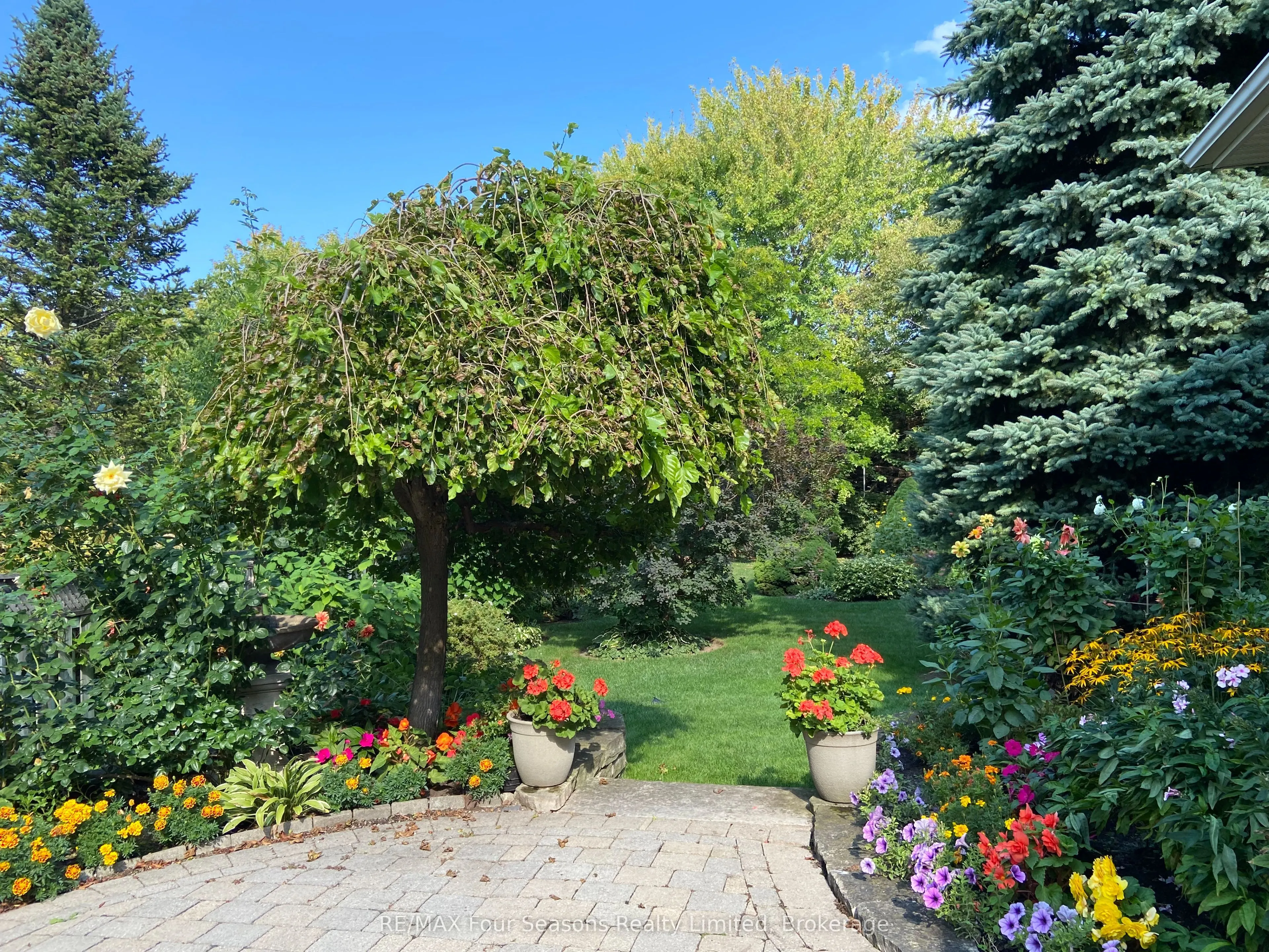 7 Callary Crescent