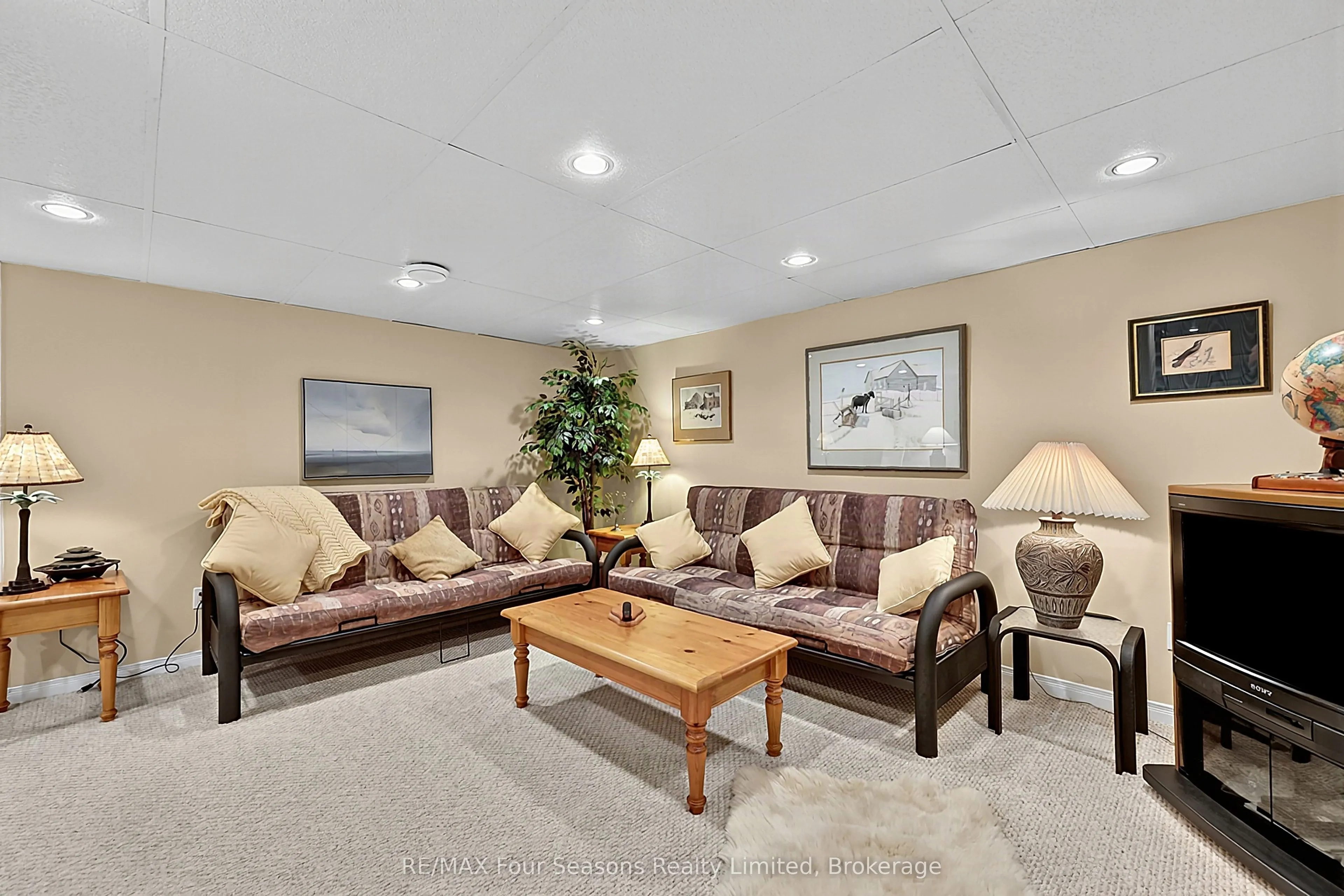 7 Callary Crescent