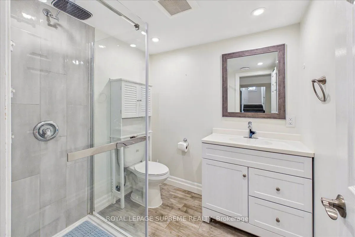 46 Ridgeway Avenue #Lower