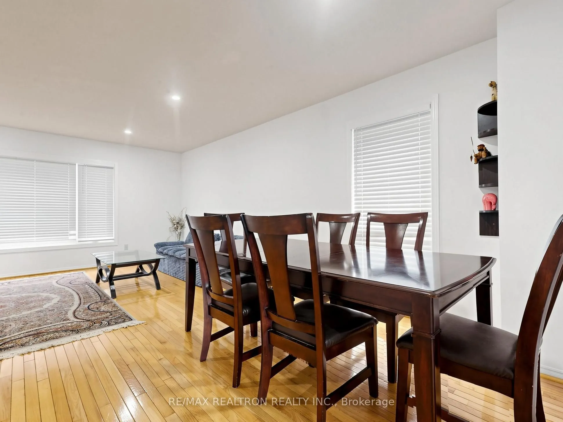 101 Chieftain Crescent