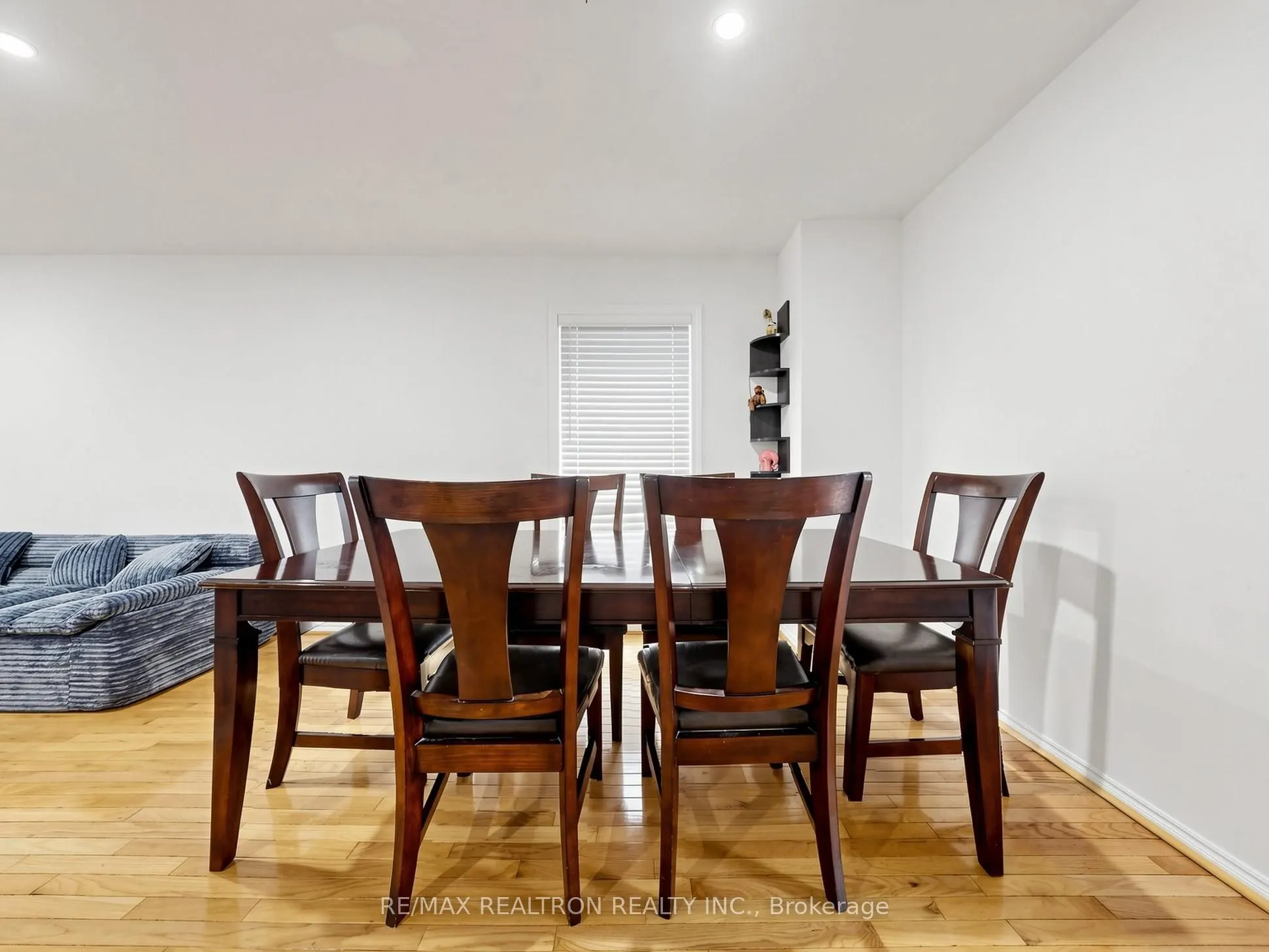 101 Chieftain Crescent