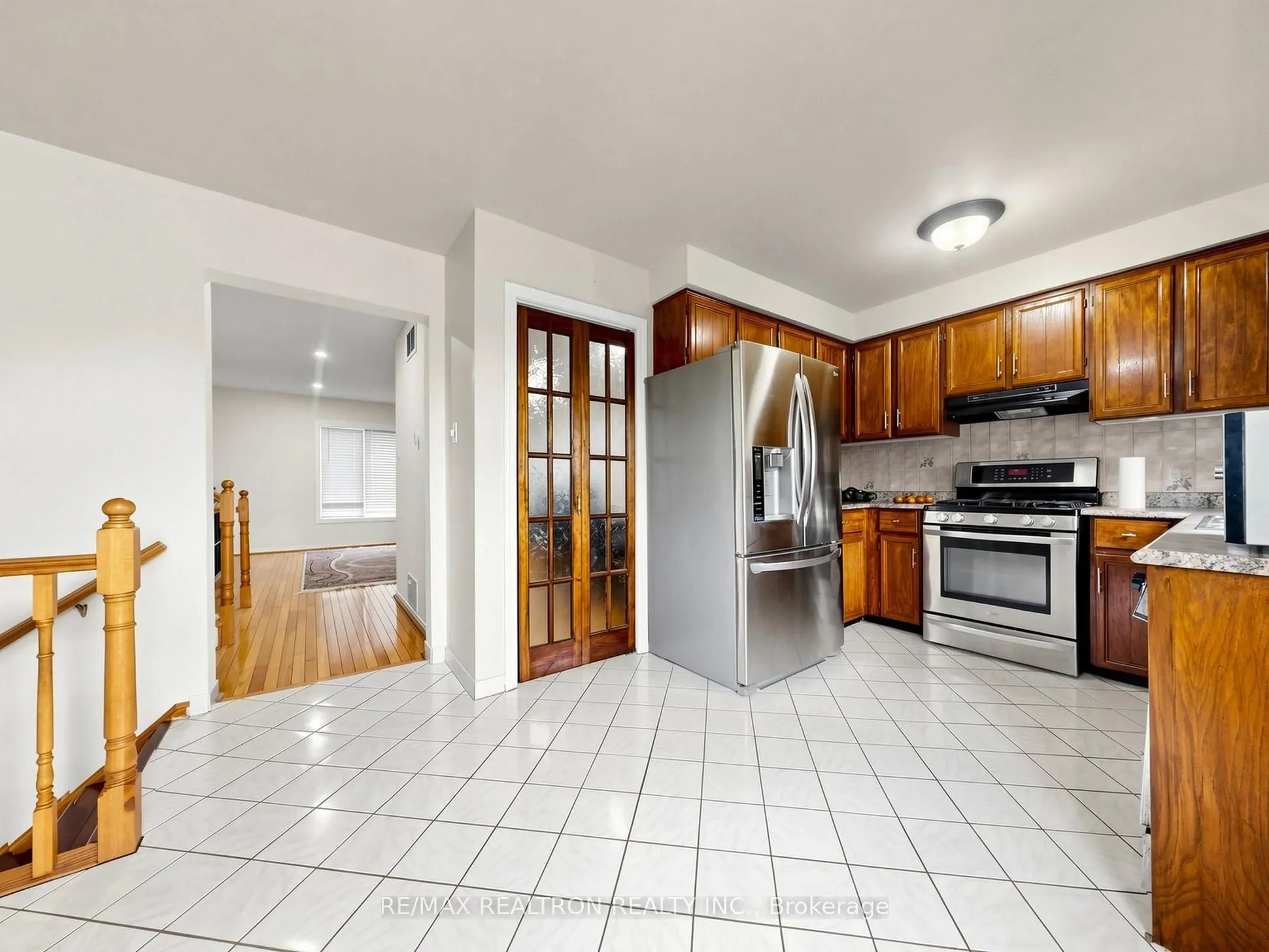 101 Chieftain Crescent