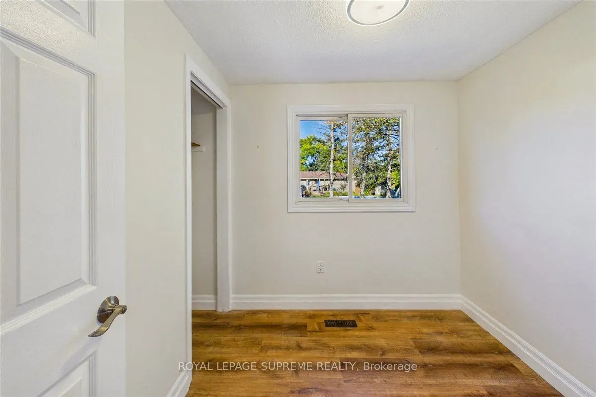 46 Ridgeway Avenue #Upper
