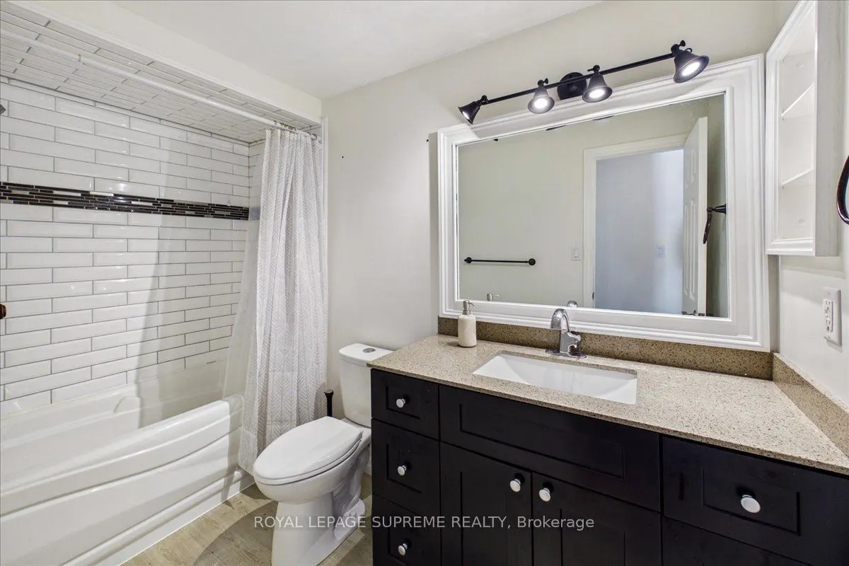 46 Ridgeway Avenue #Upper