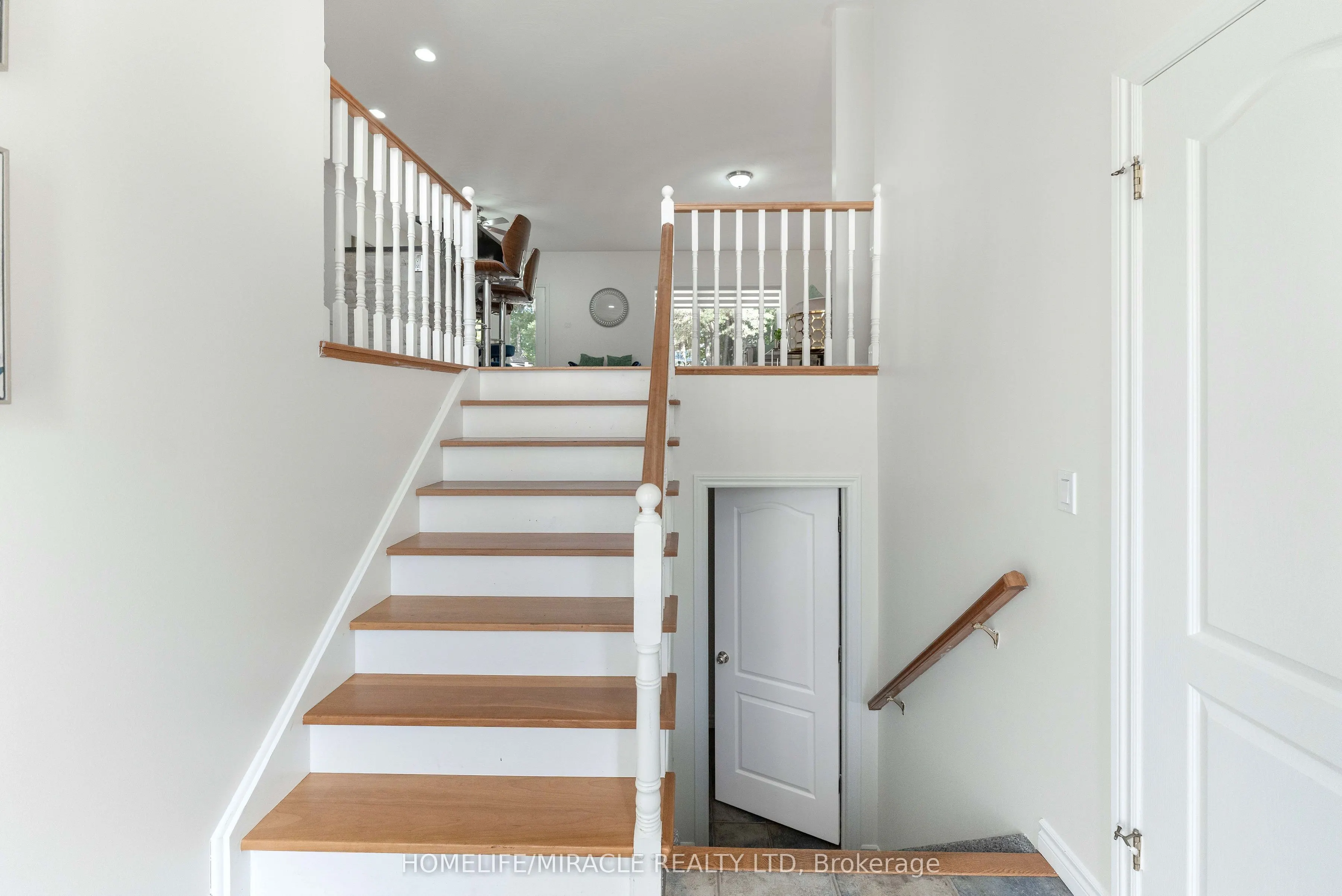 30 Dove Crescent