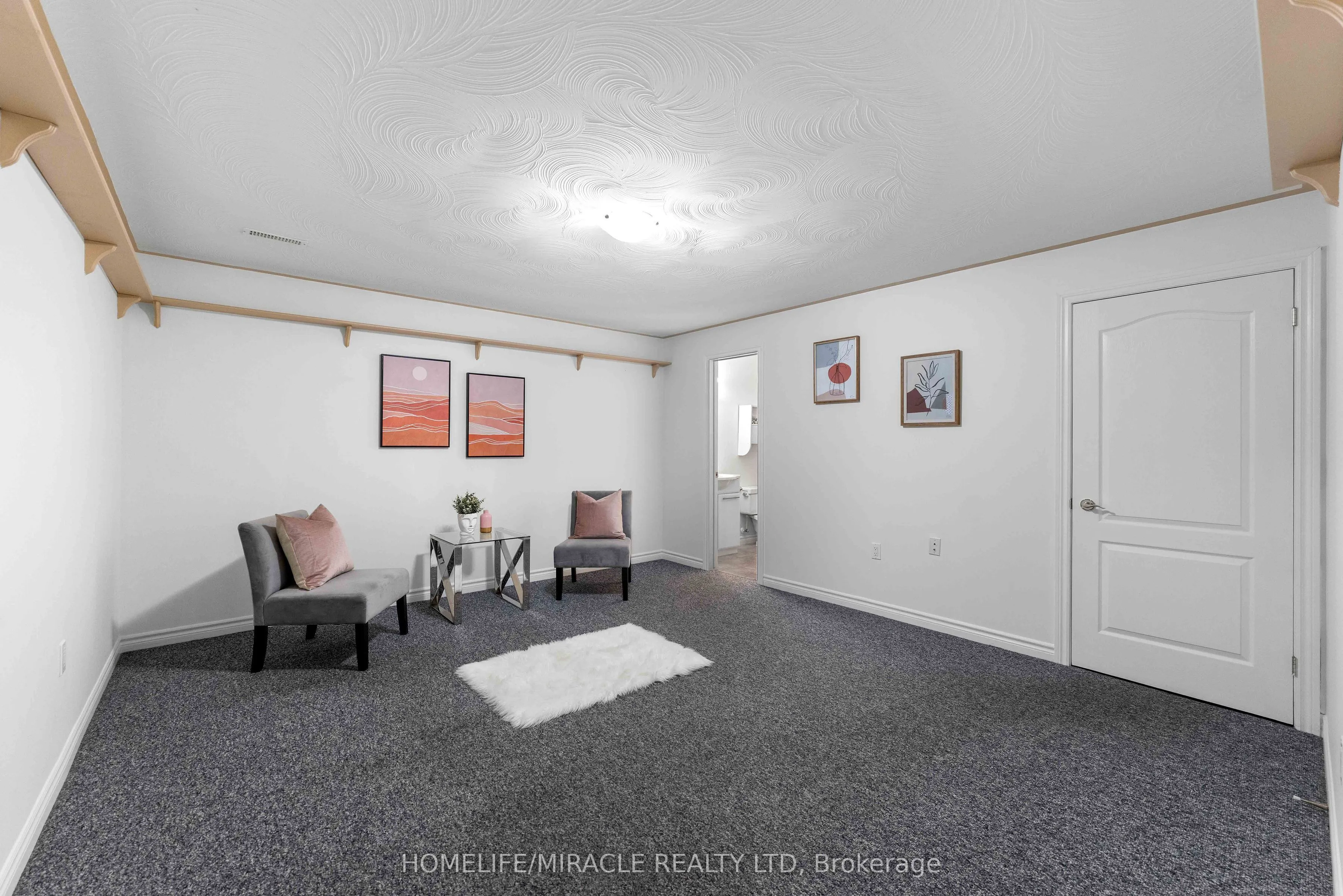 30 Dove Crescent