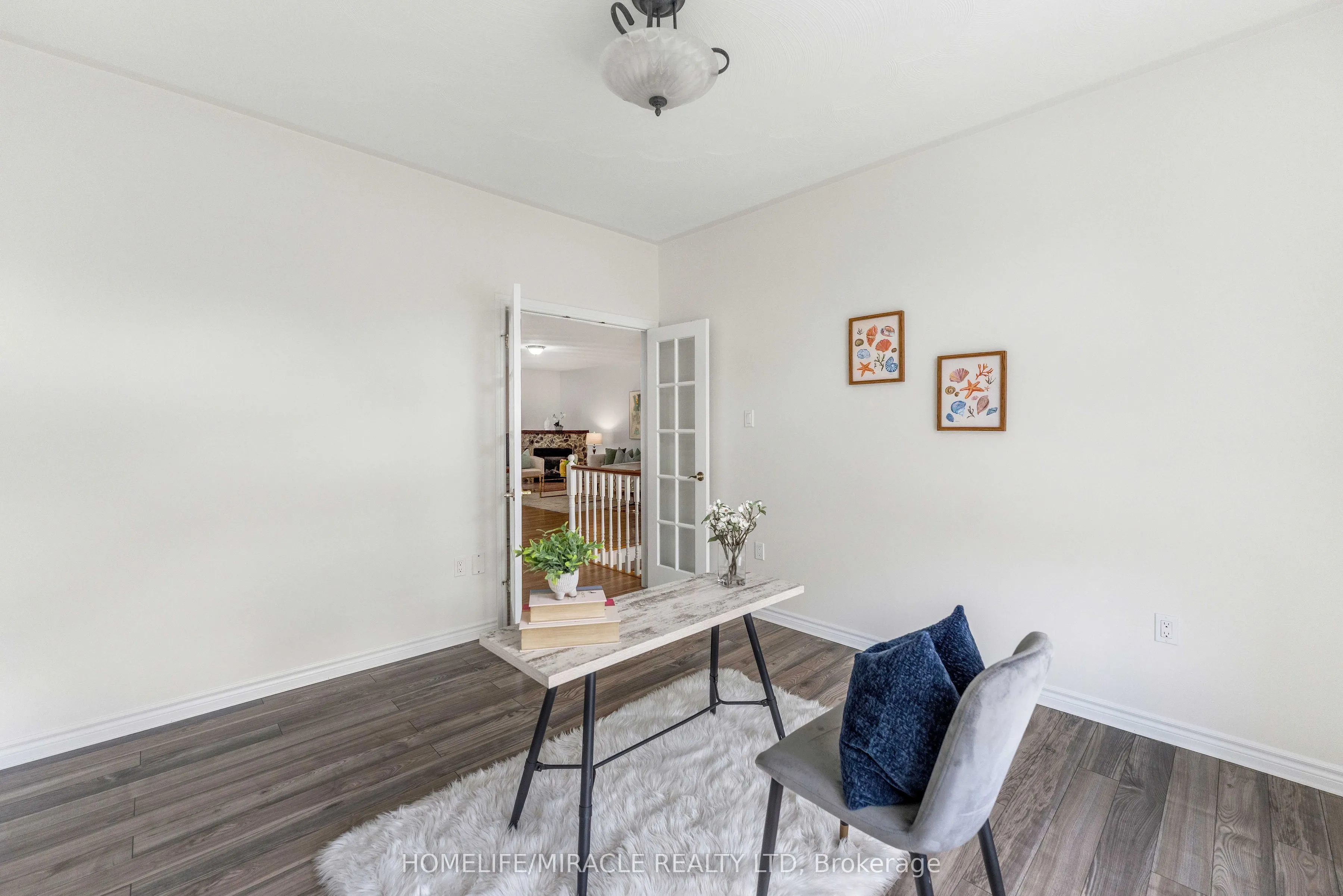 30 Dove Crescent