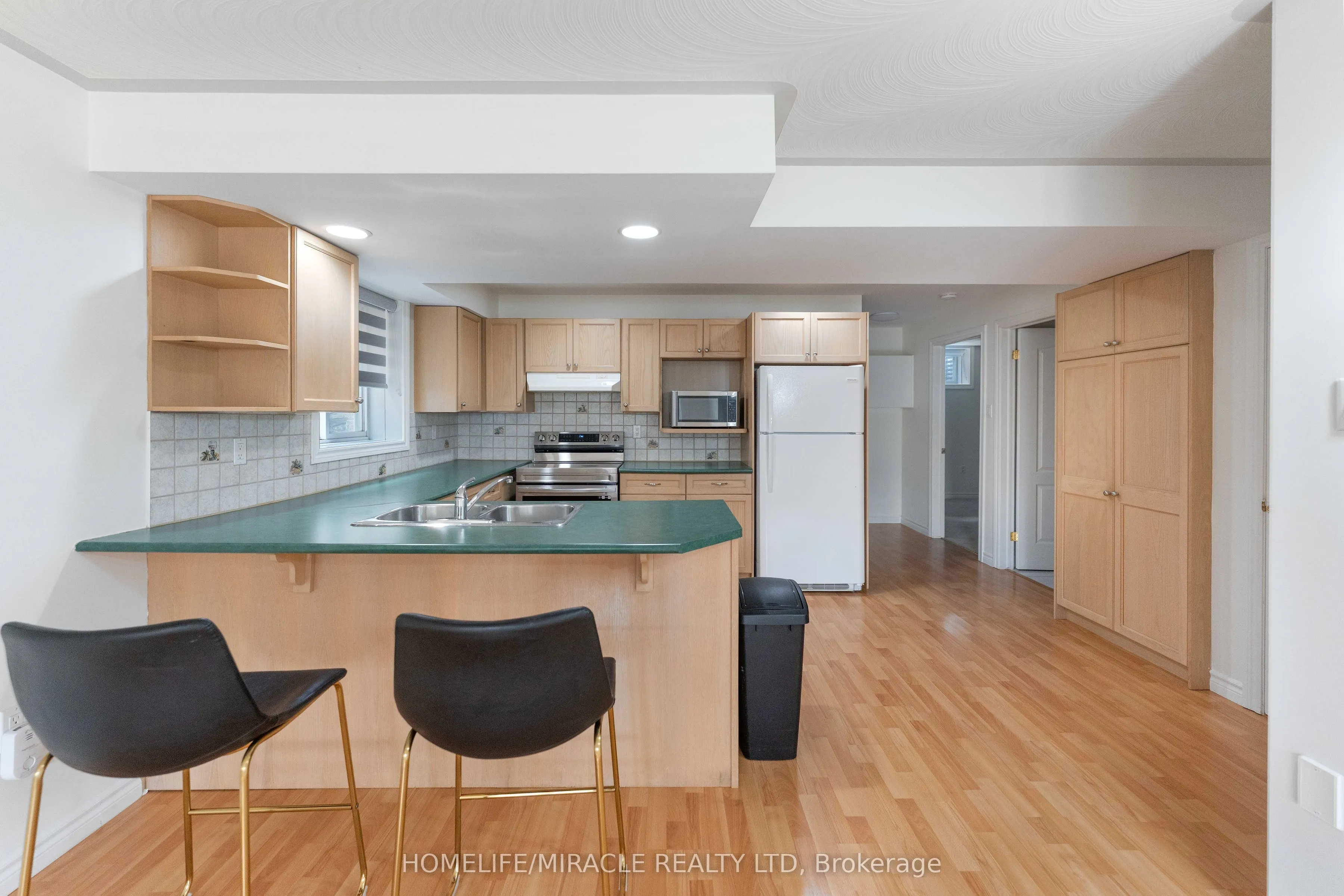 30 Dove Crescent