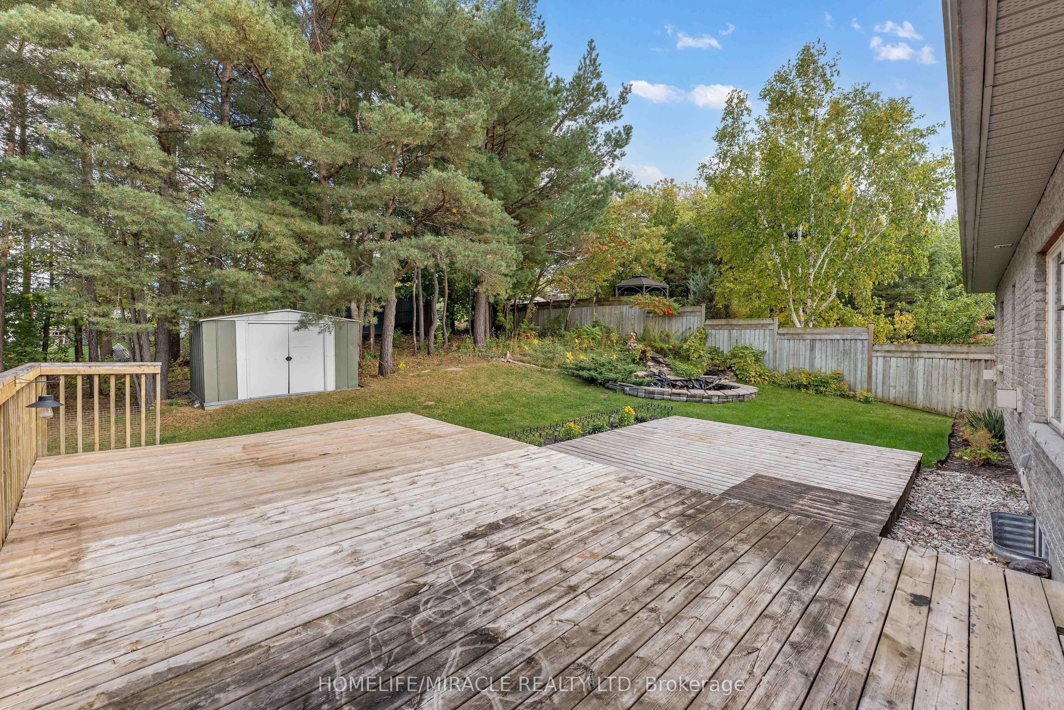 30 Dove Crescent