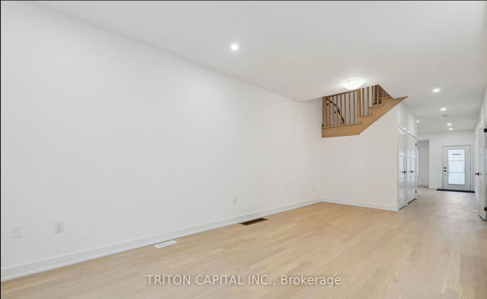 75 Wheatfield Road #Upper