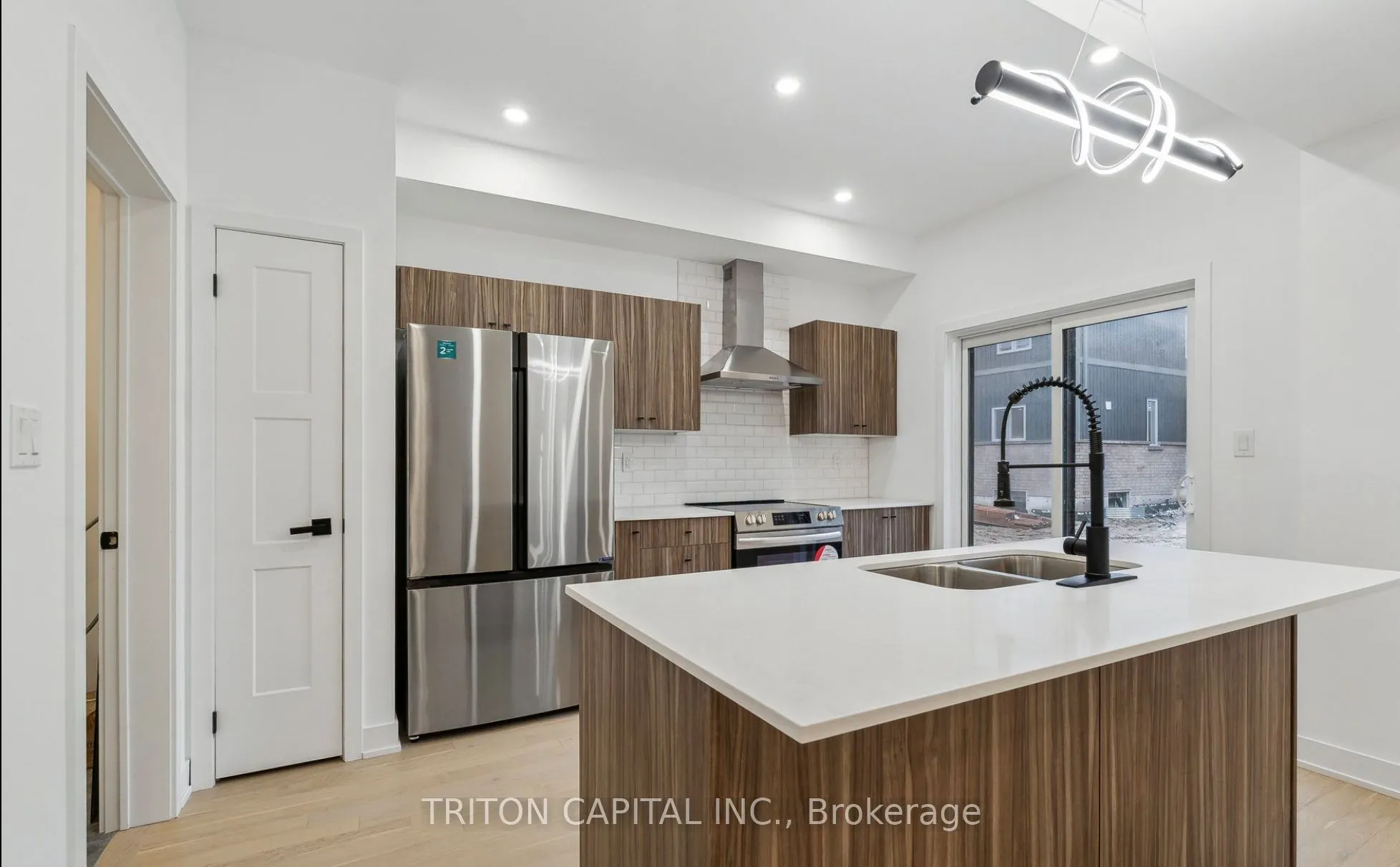 75 Wheatfield Road #Upper
