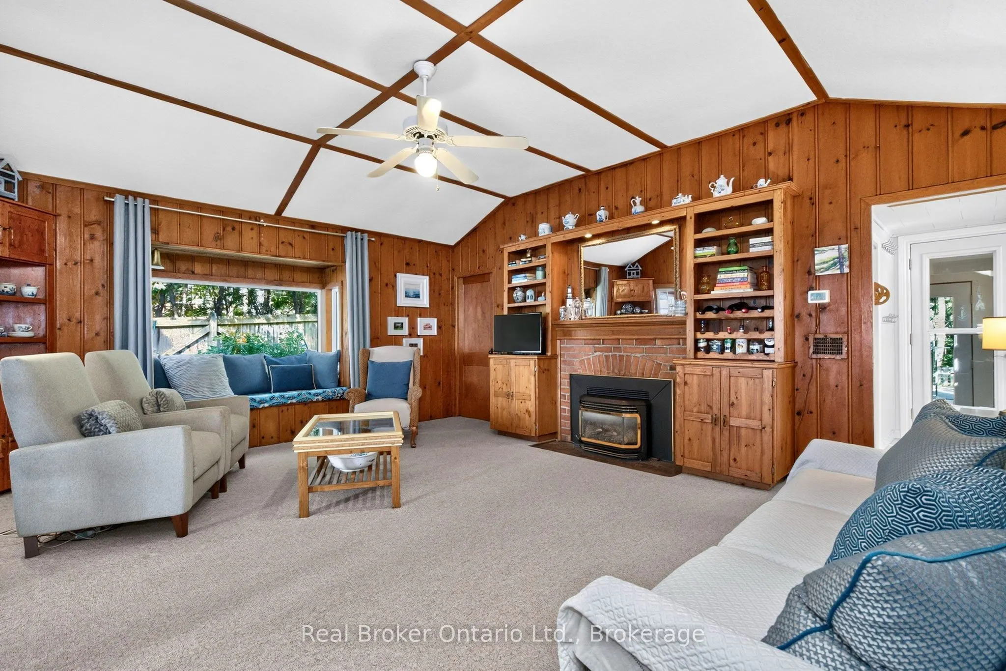 56 Belgrove Crescent