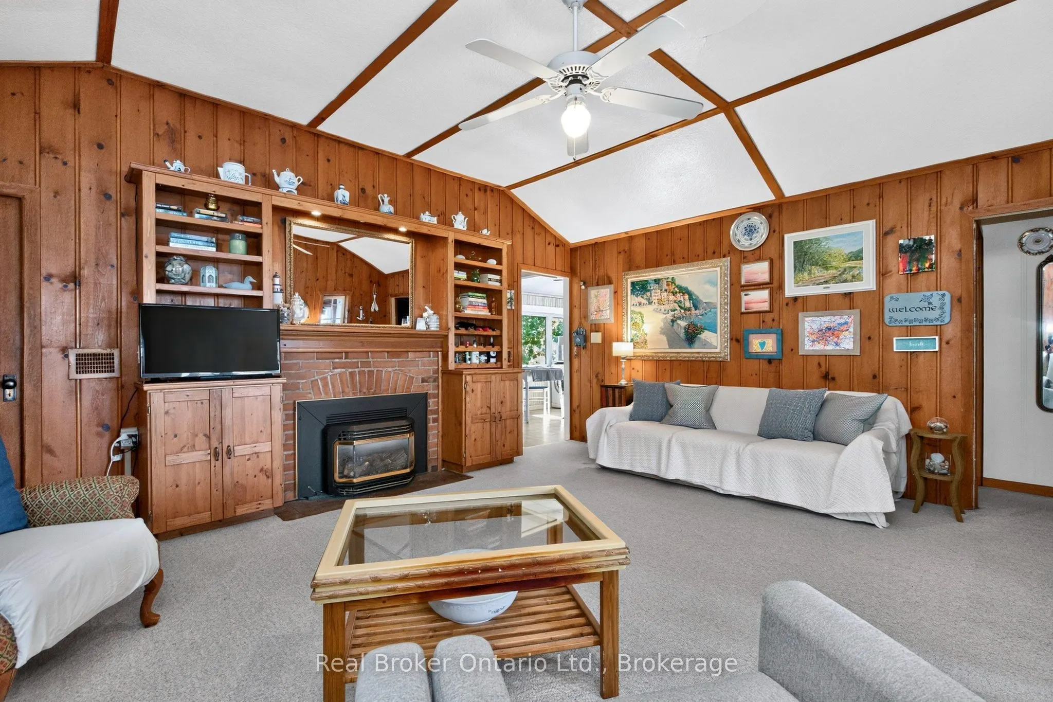 56 Belgrove Crescent