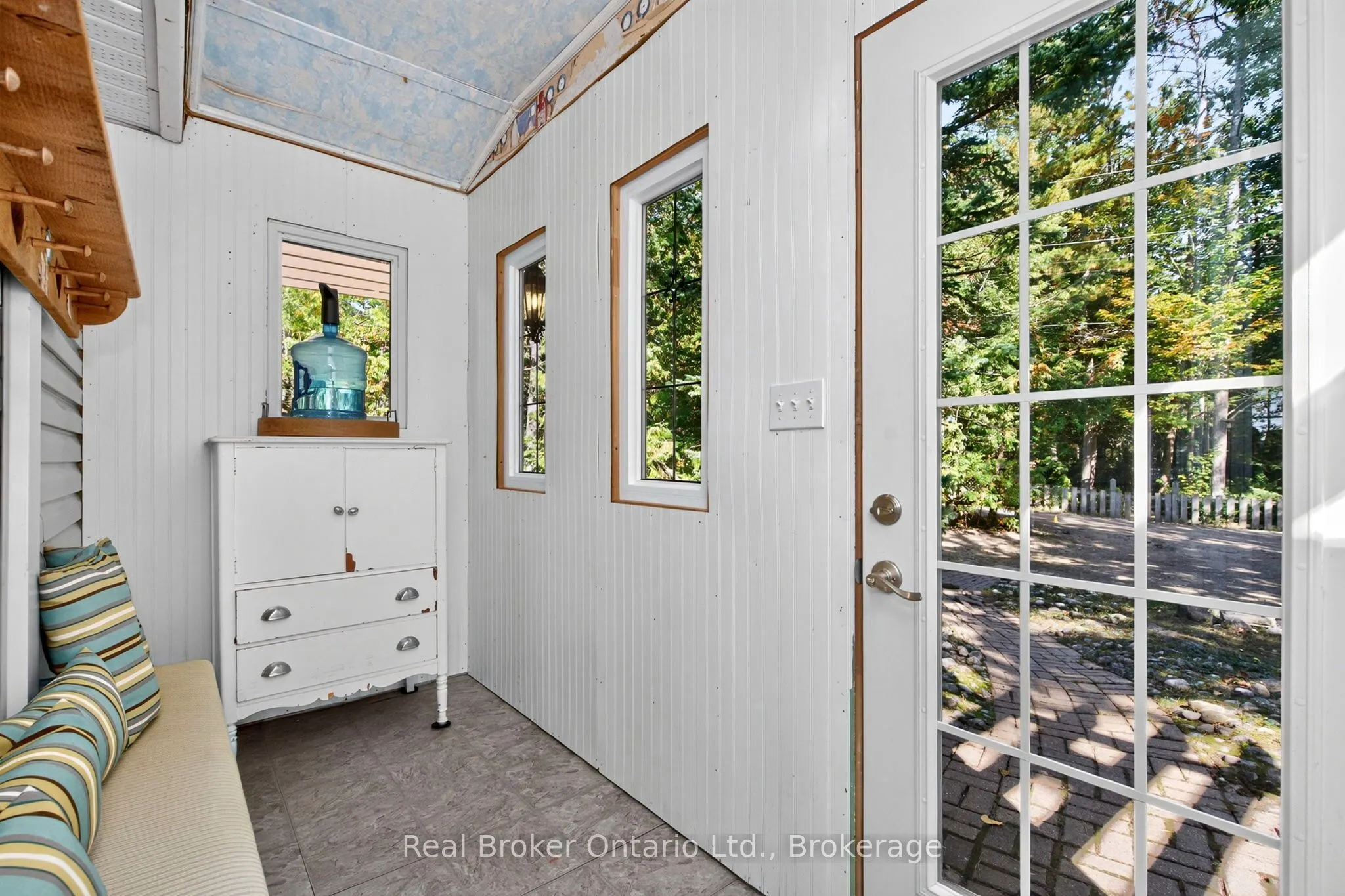 56 Belgrove Crescent
