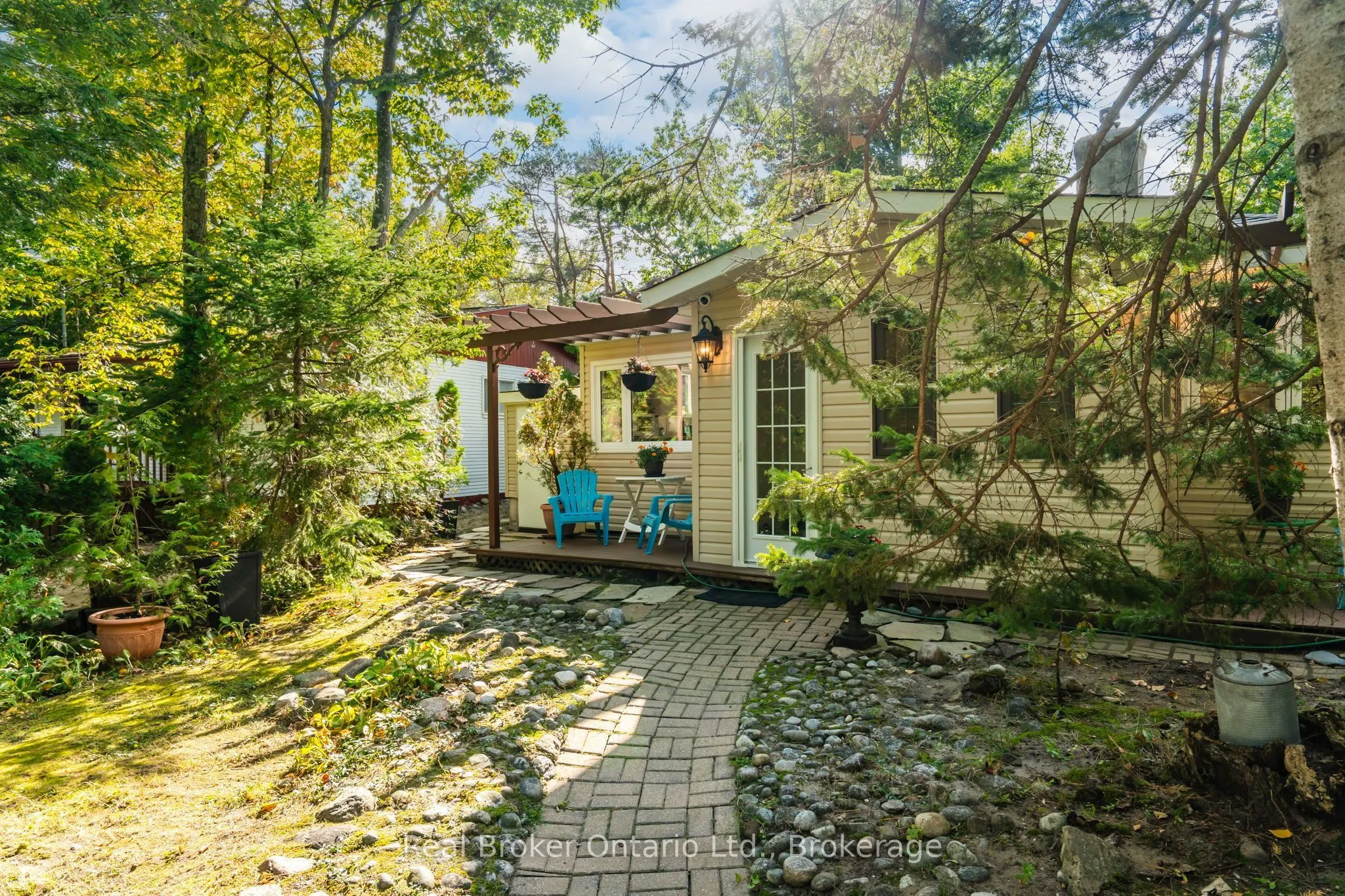 56 Belgrove Crescent