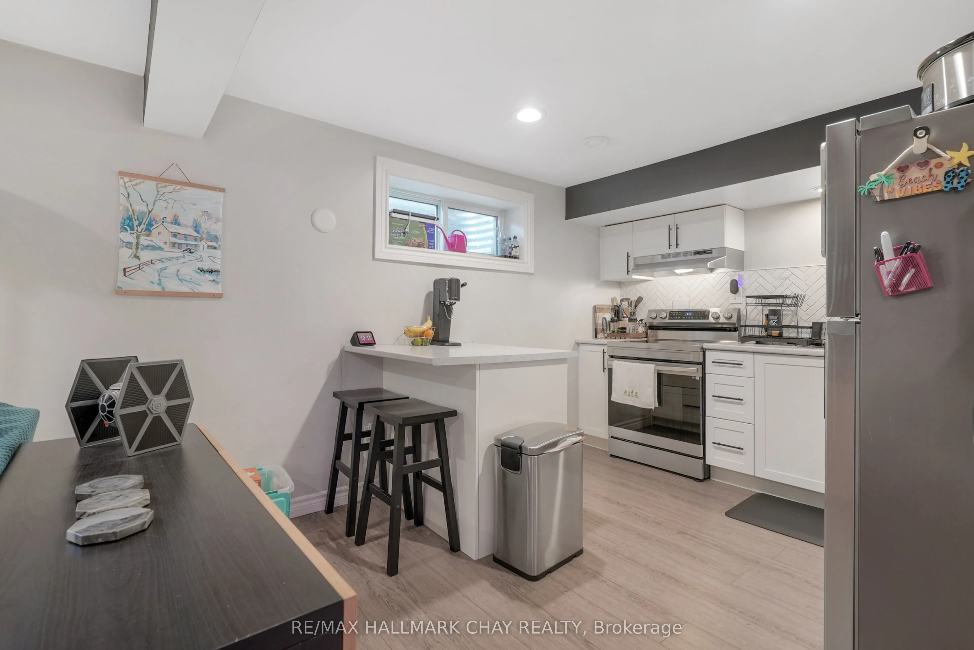 11 Daphne Crescent #LOWER