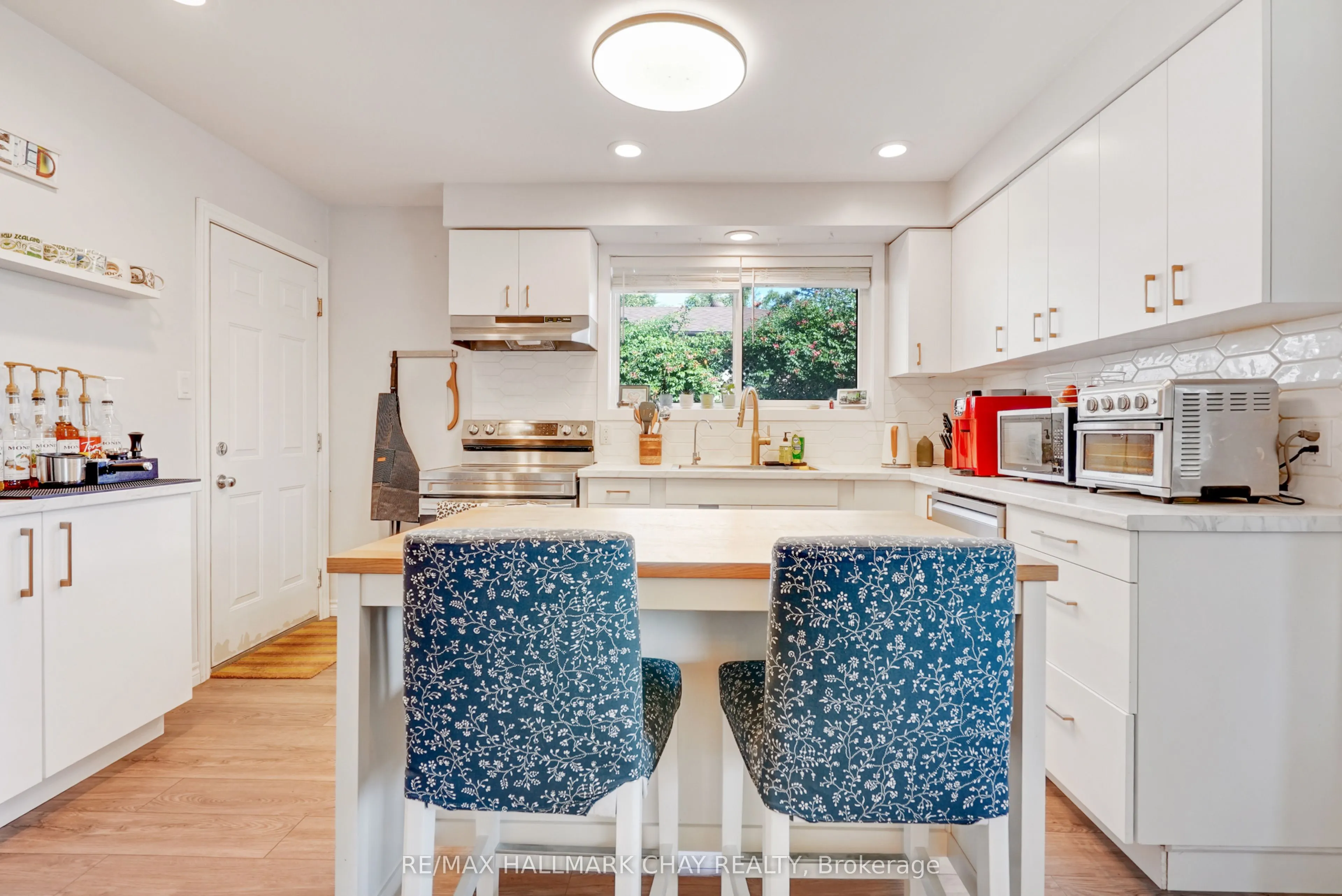 11 Daphne Crescent #UPPER