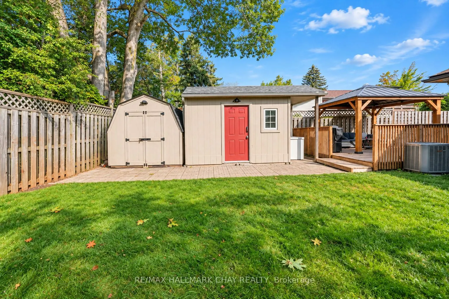 11 Daphne Crescent #UPPER