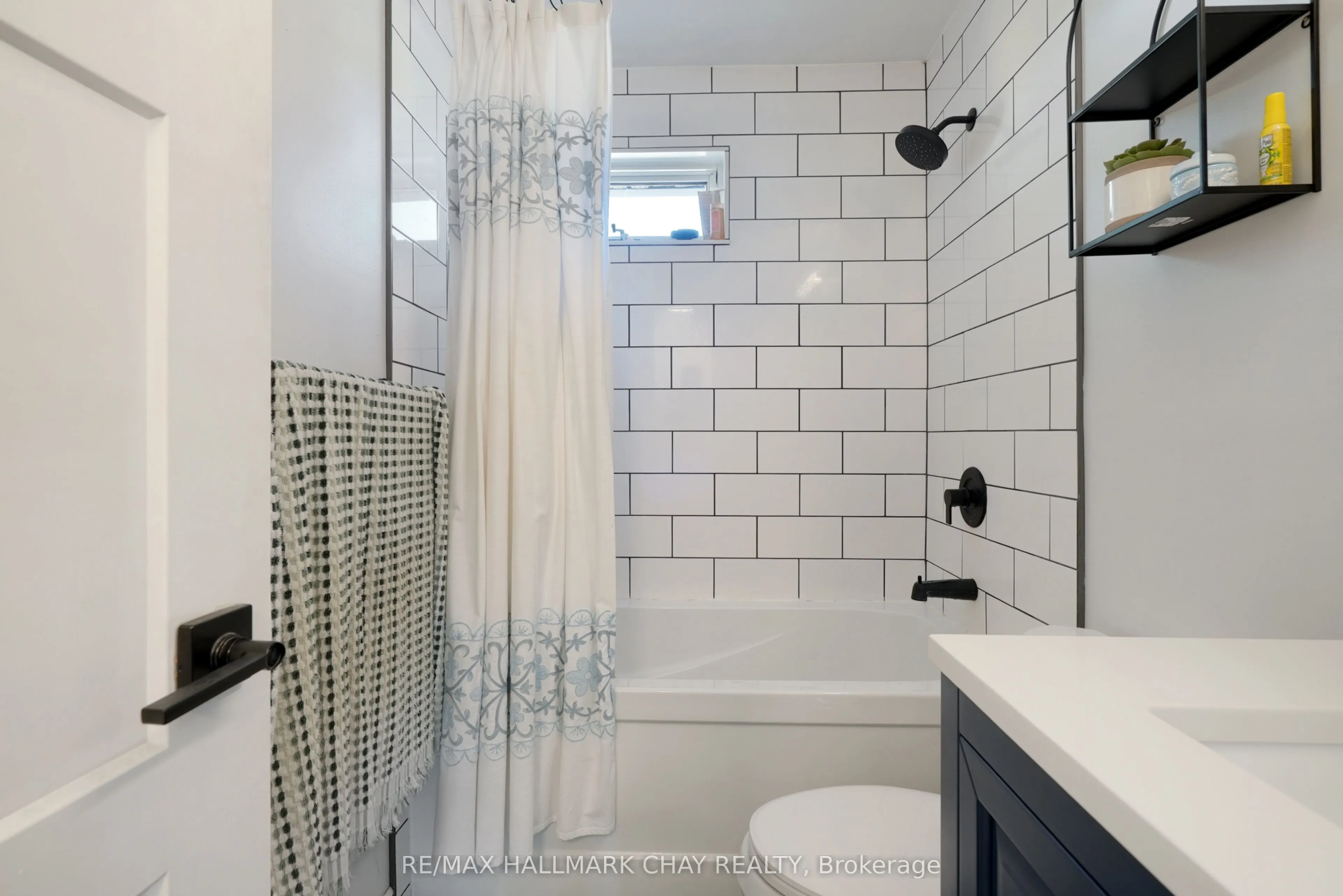 11 Daphne Crescent #UPPER