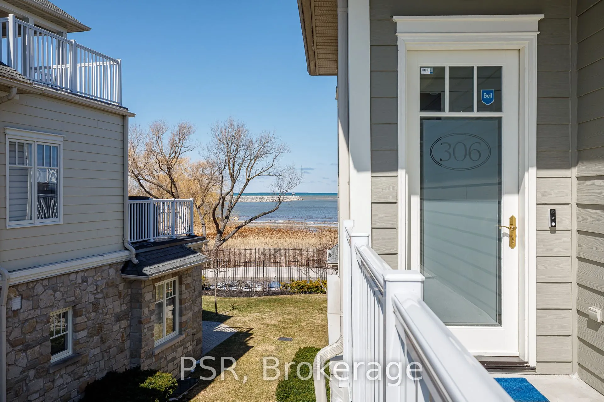 40 Trott Boulevard #306