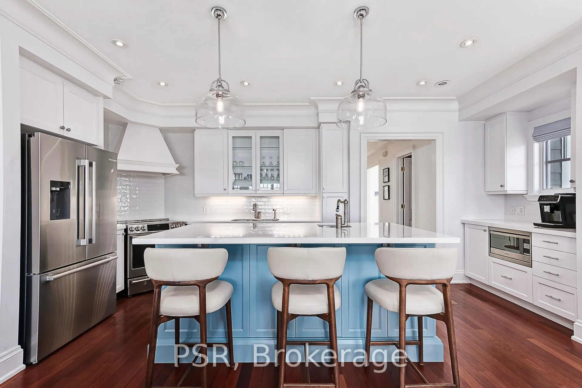 40 Trott Boulevard #306