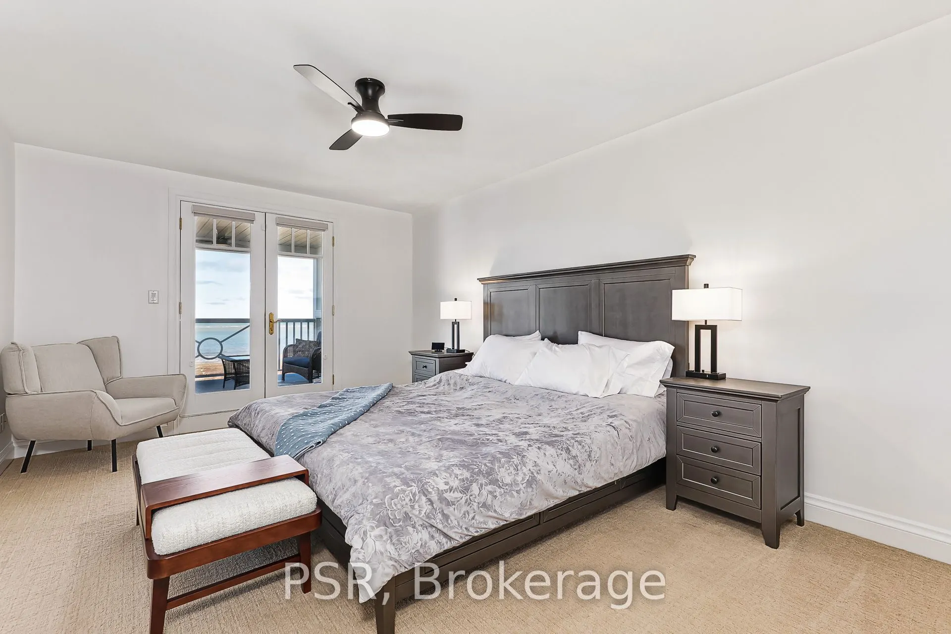 40 Trott Boulevard #306