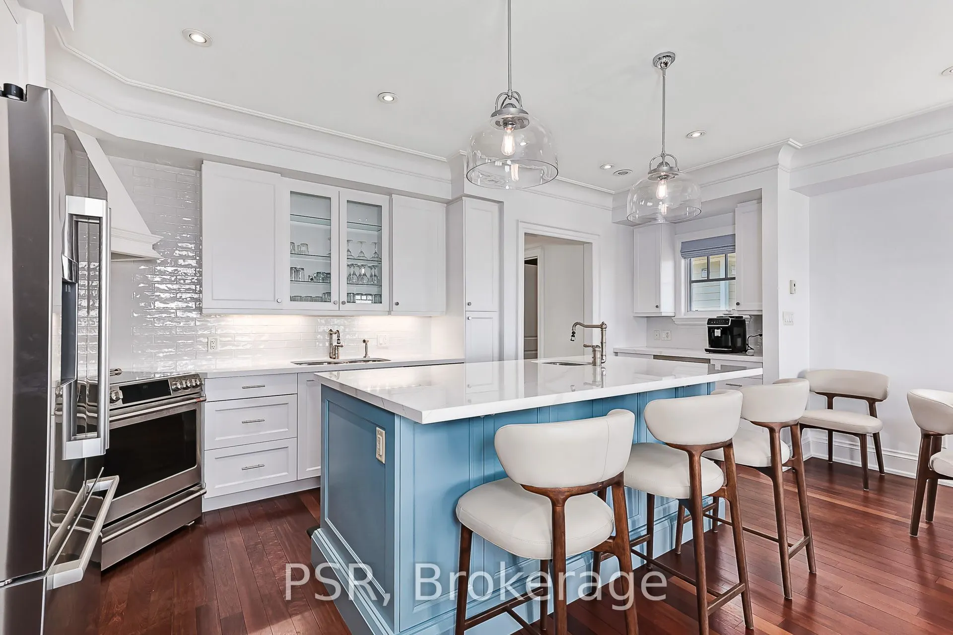 40 Trott Boulevard #306