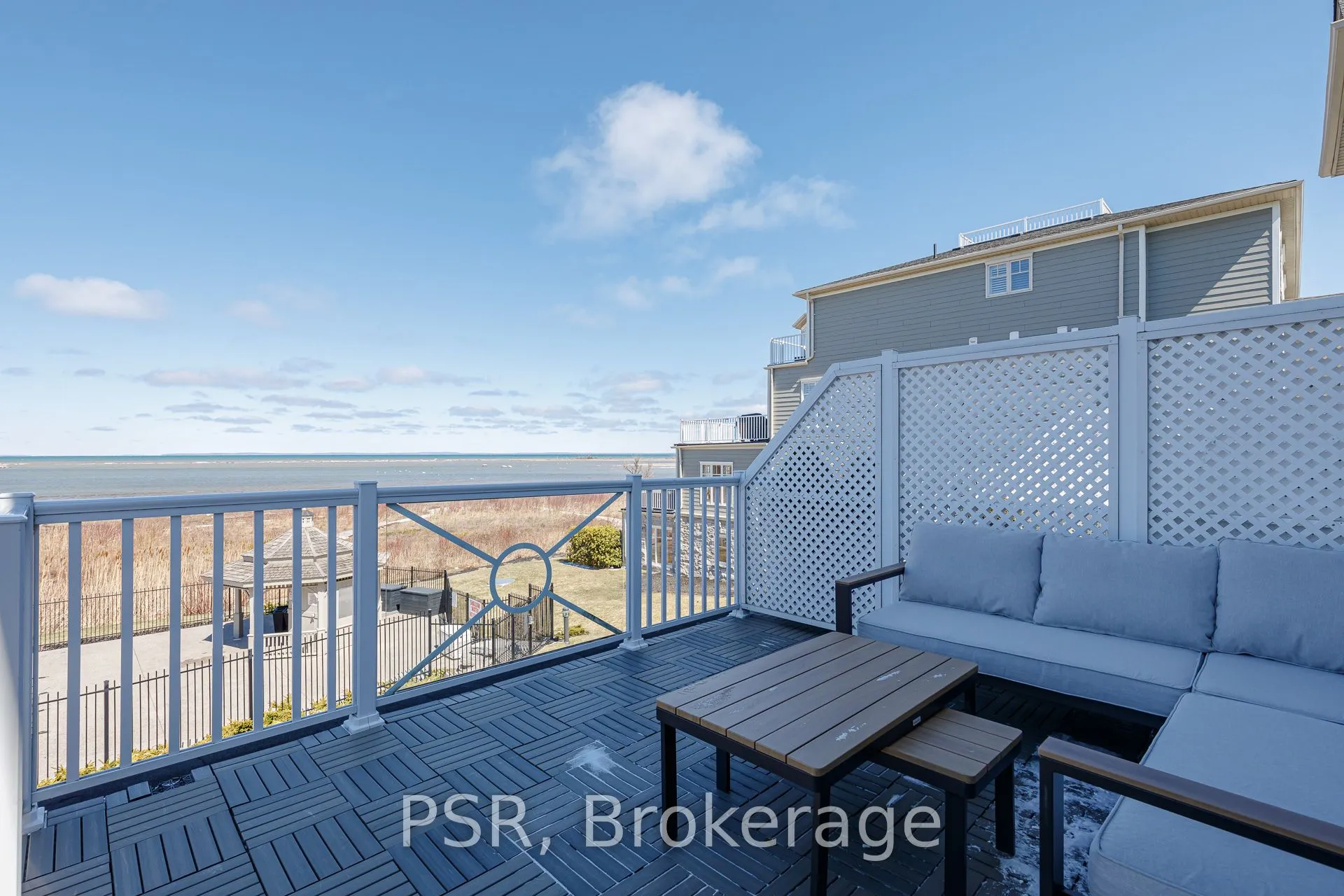 40 Trott Boulevard #306