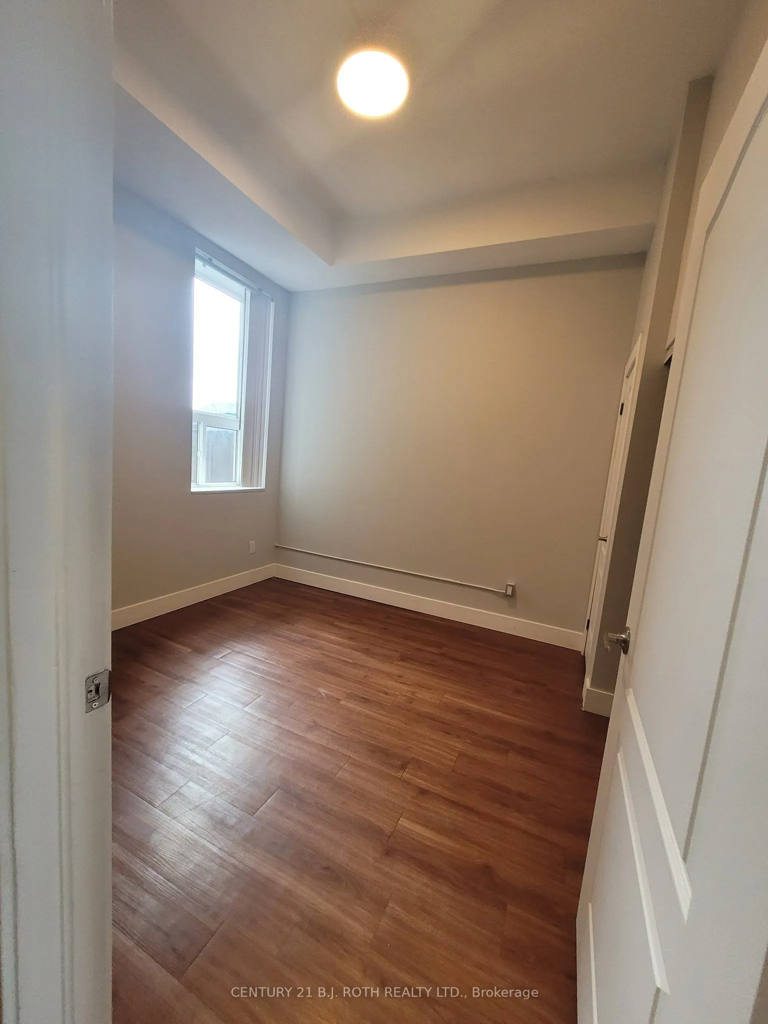 19 Dunlop Street W #203