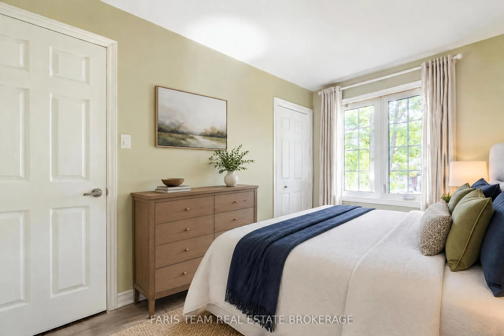8 Pinecone Avenue