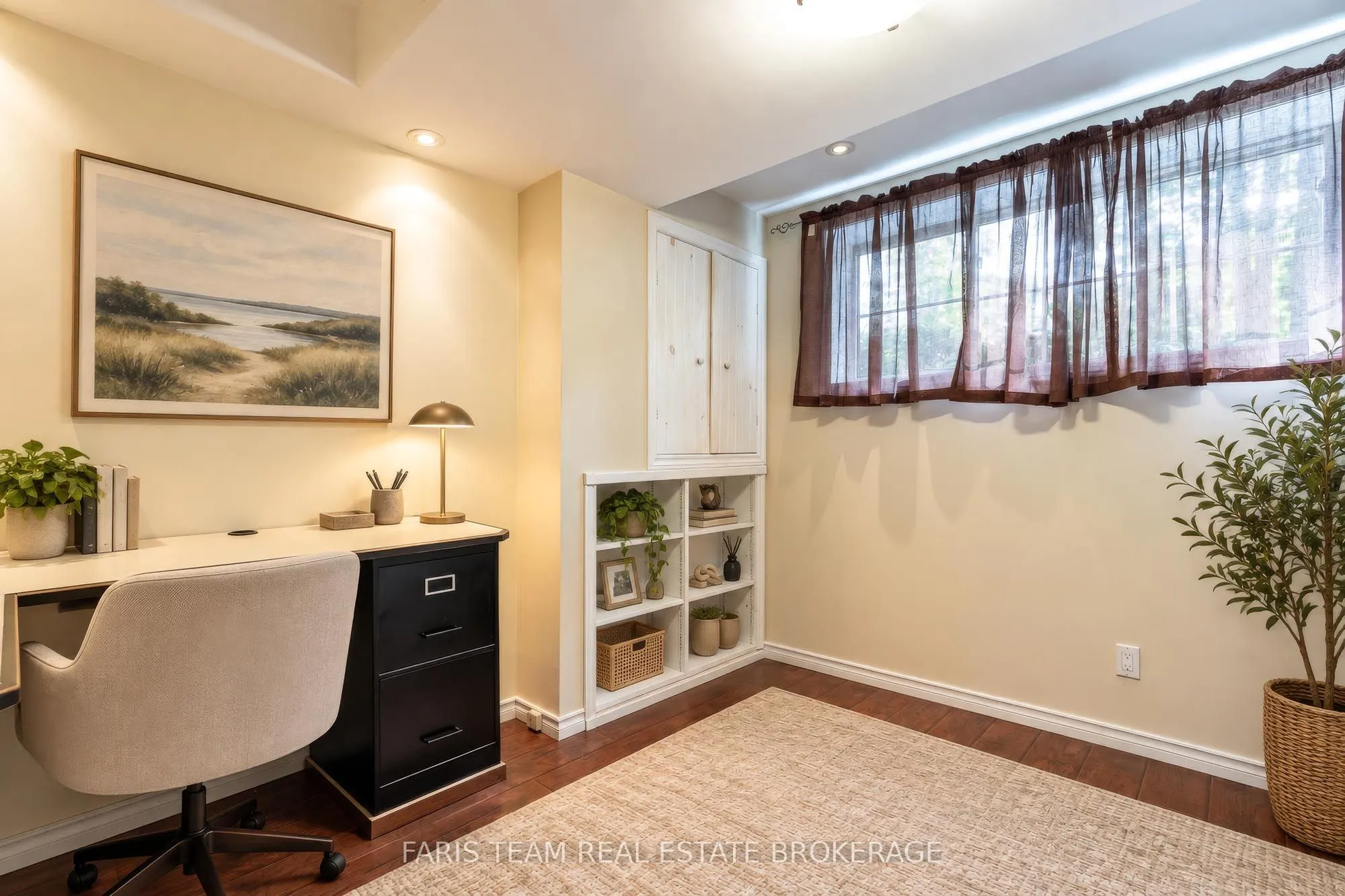 8 Pinecone Avenue