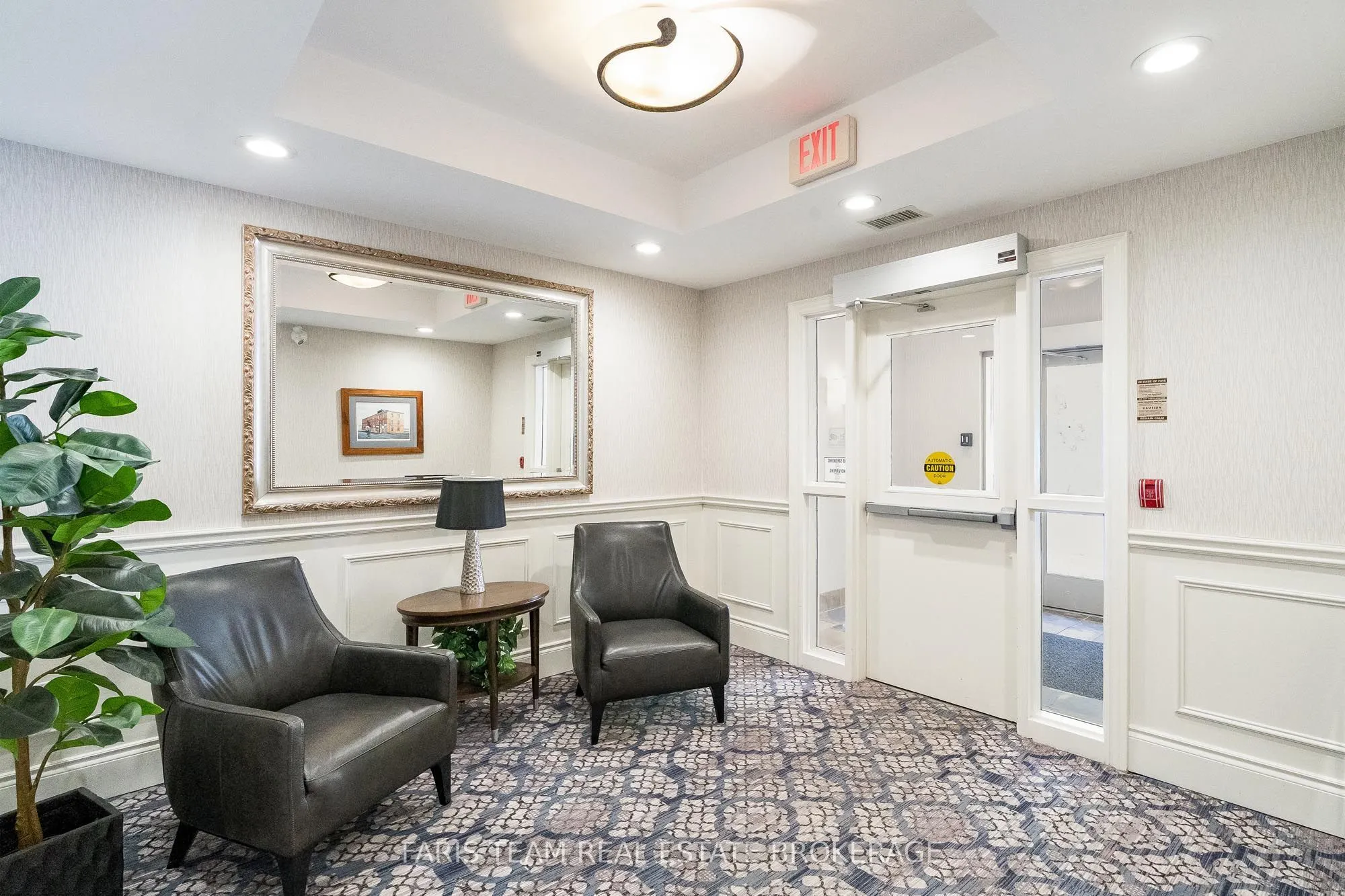 200 Collier Street #101