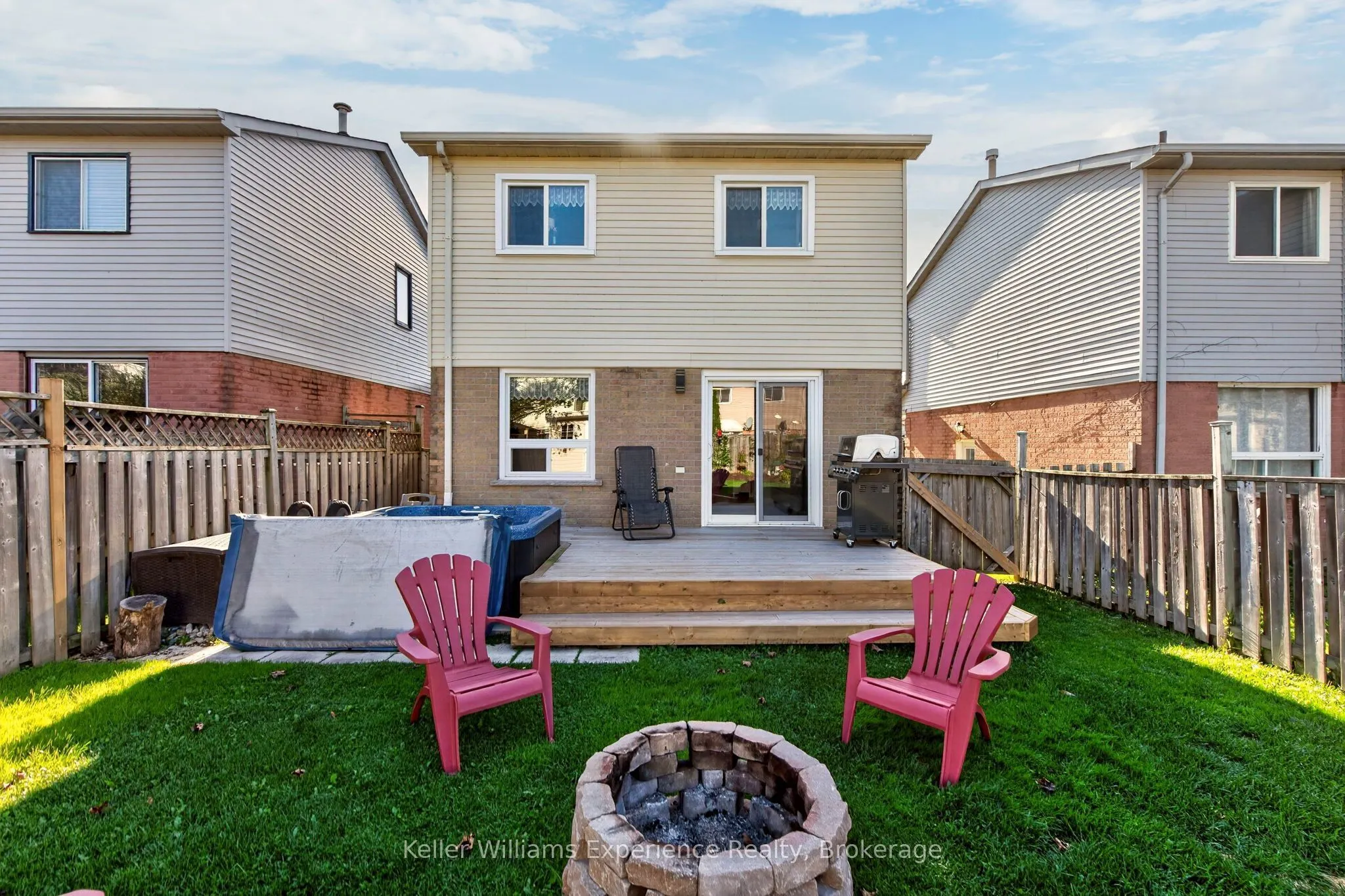 13 Lindsay Court