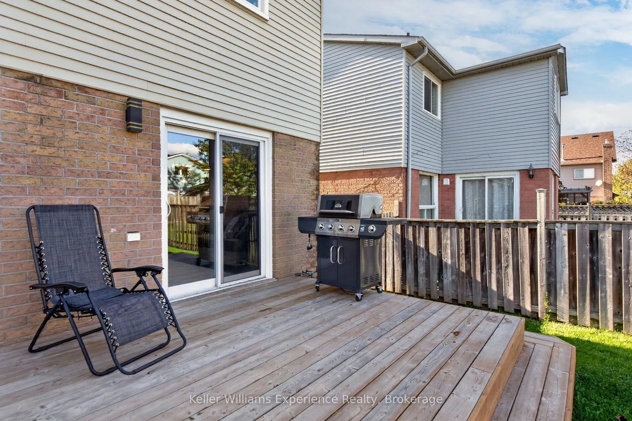 13 Lindsay Court