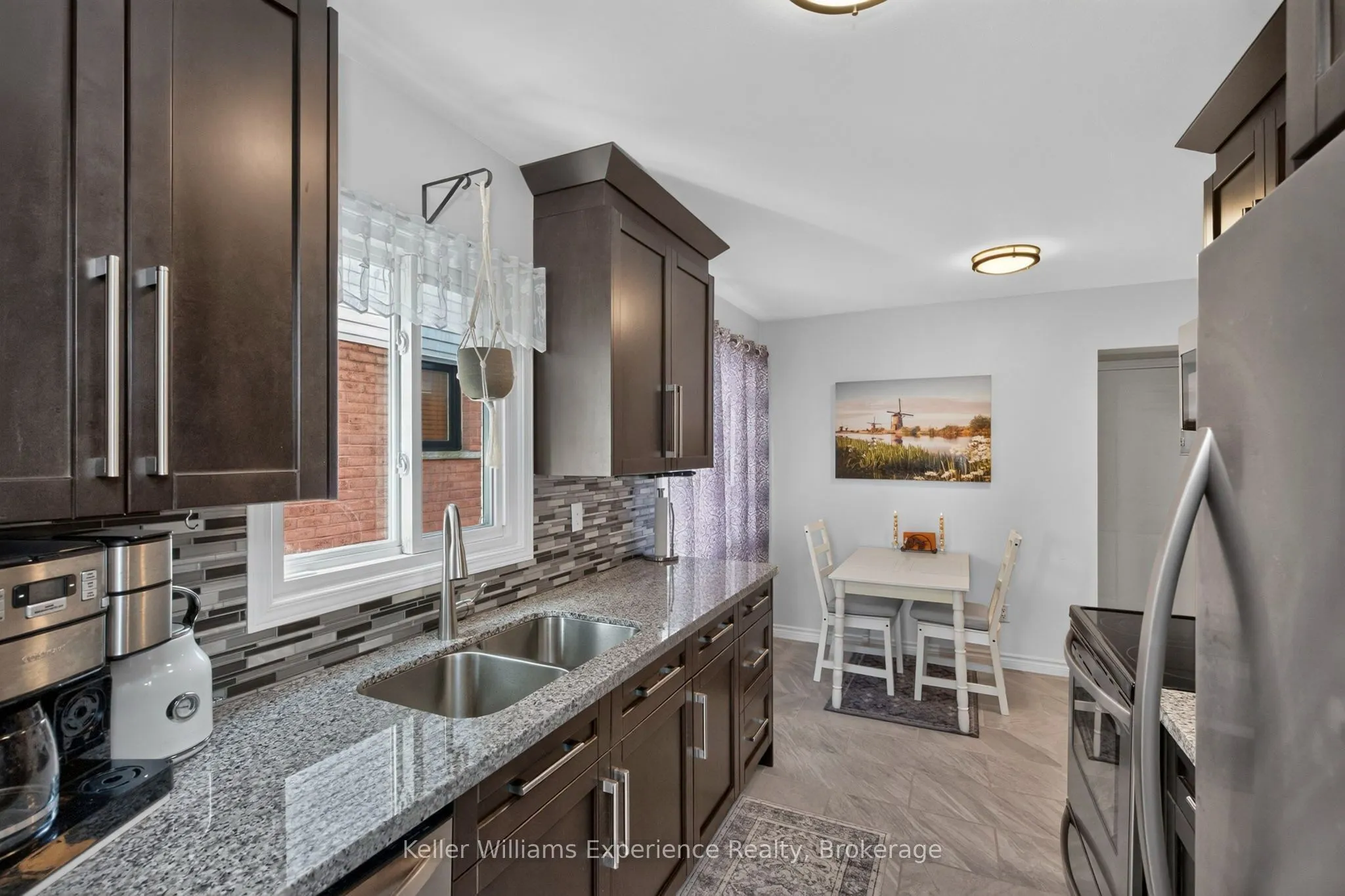 13 Lindsay Court