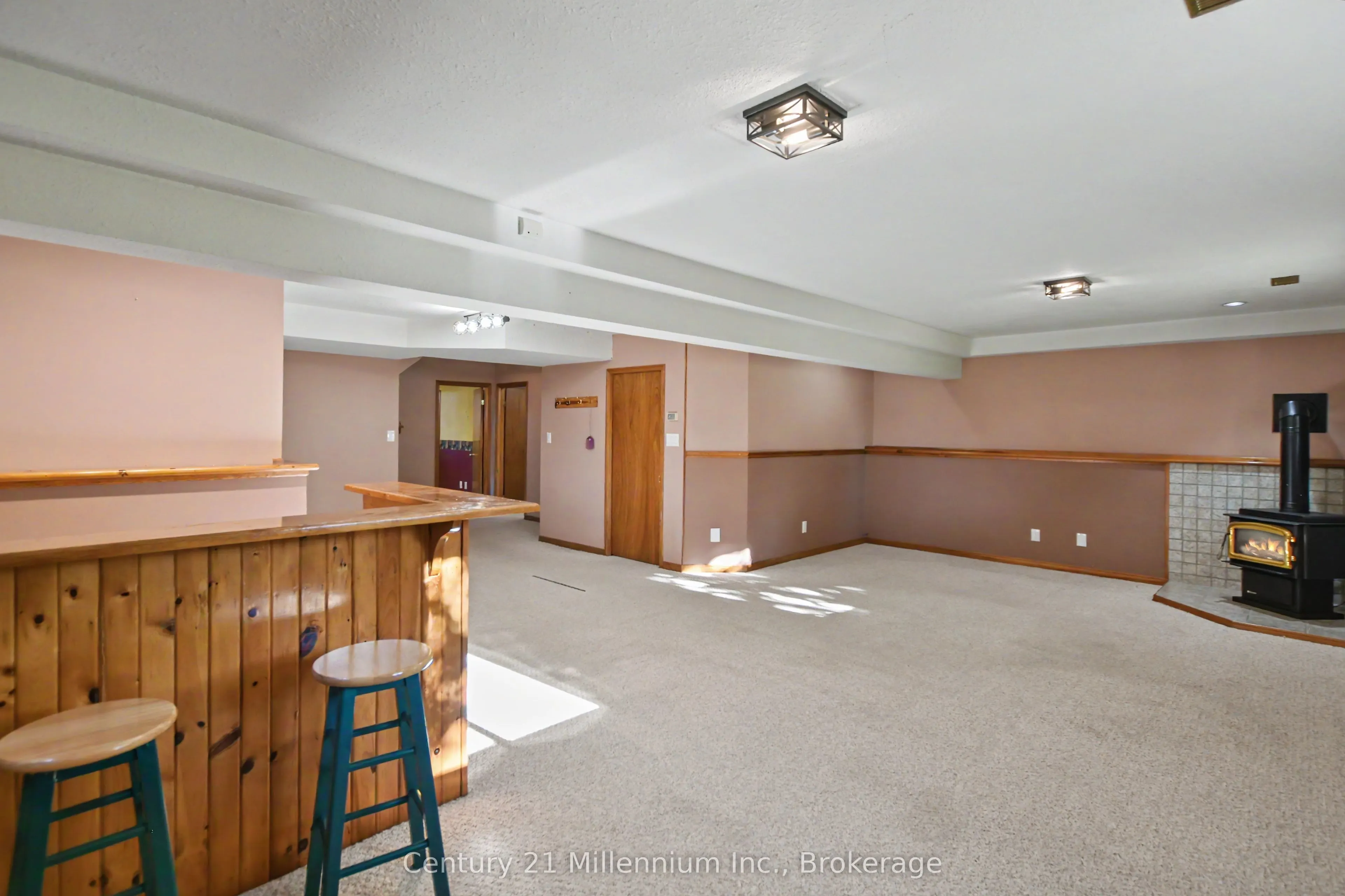 290 Warrington Road