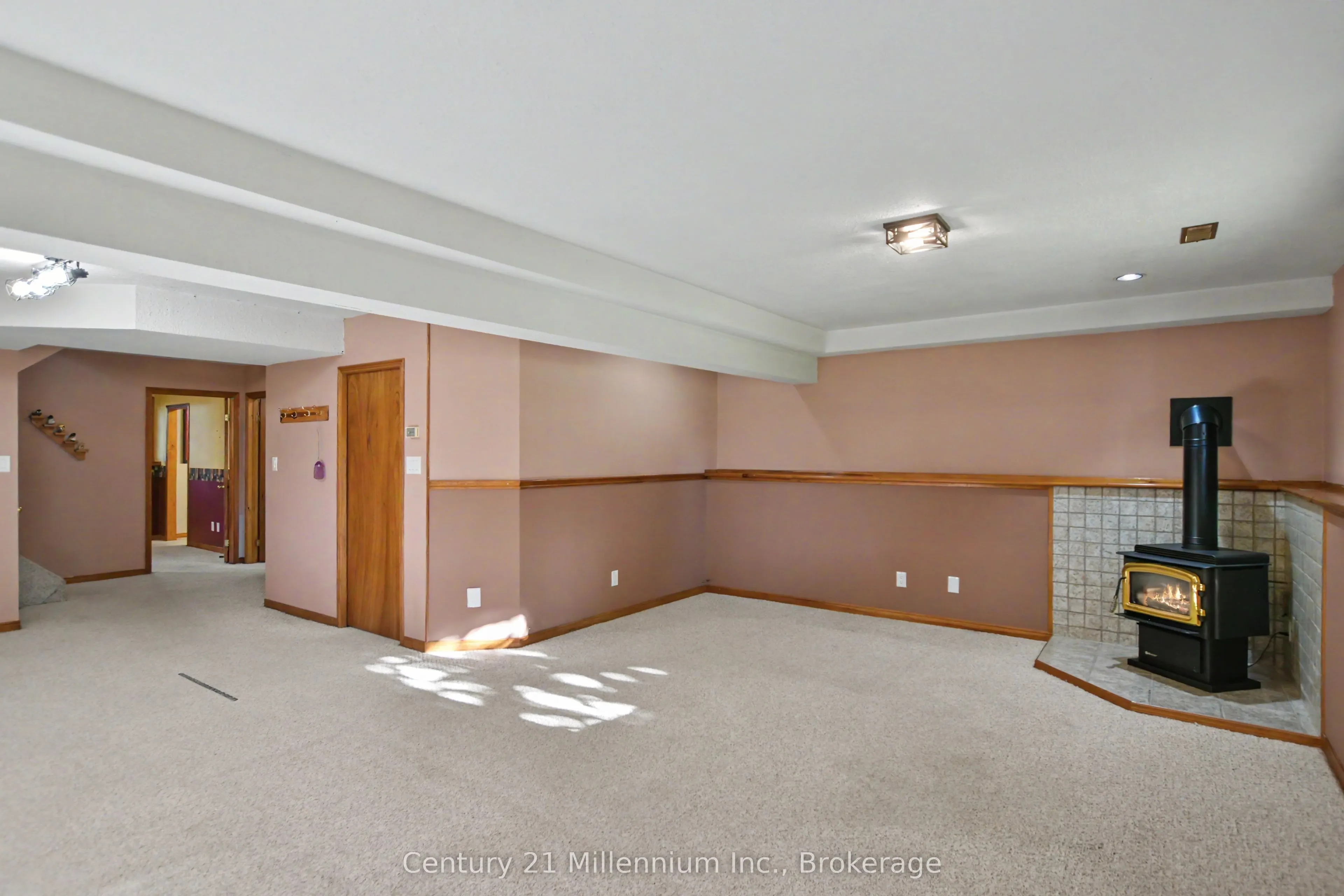 290 Warrington Road