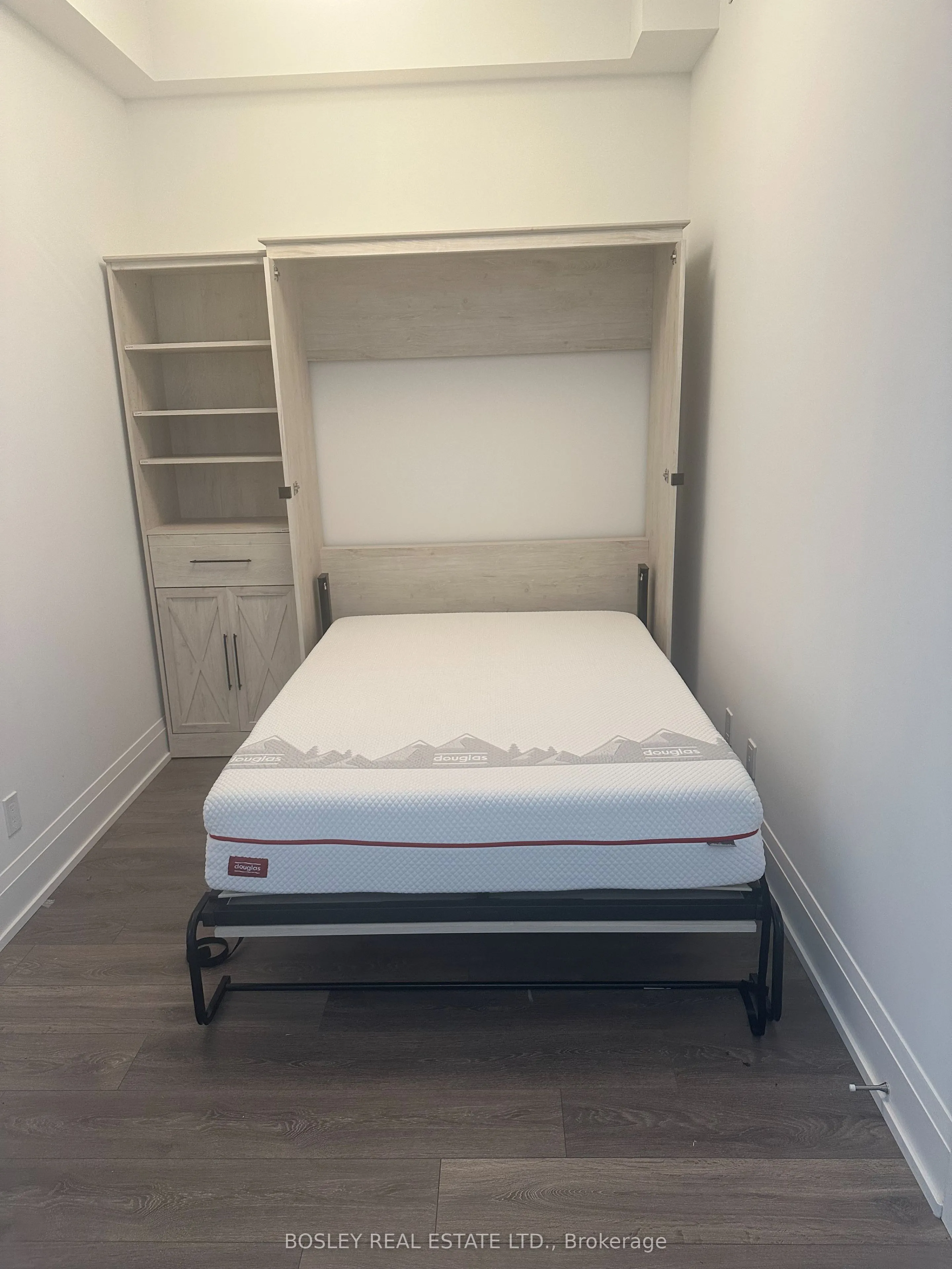1 Hume Street S #310