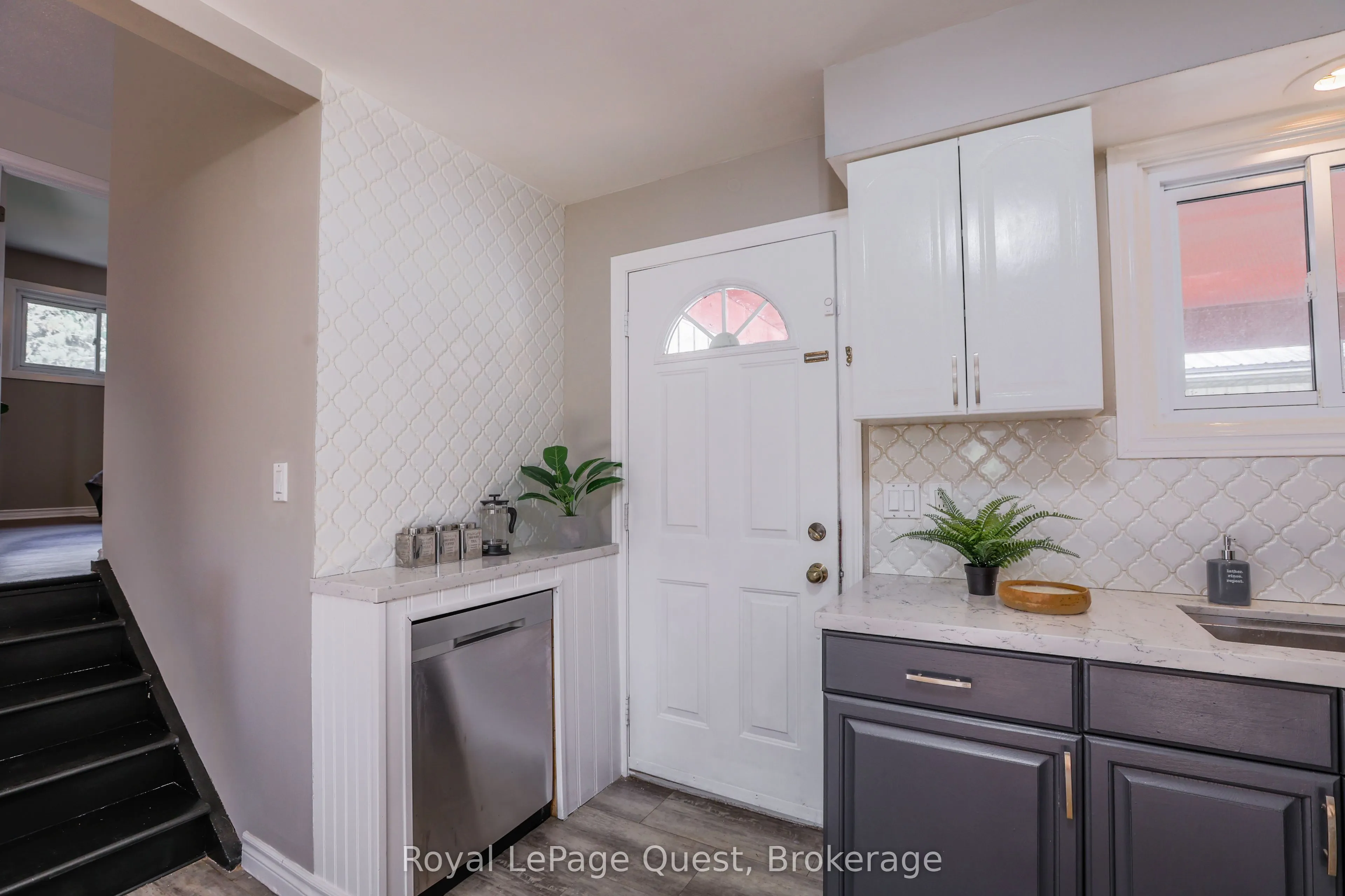 442 Sundial Drive