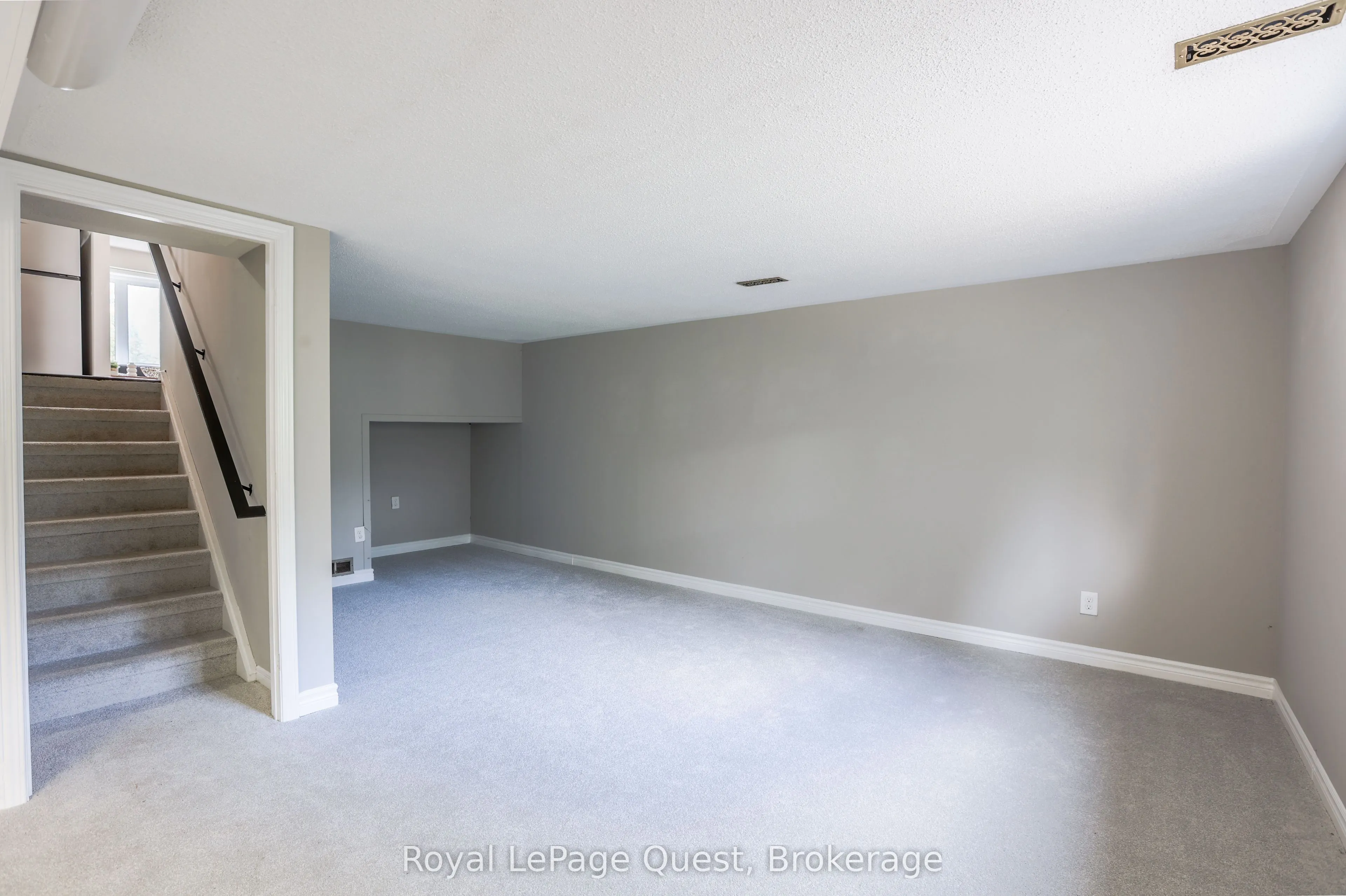 442 Sundial Drive