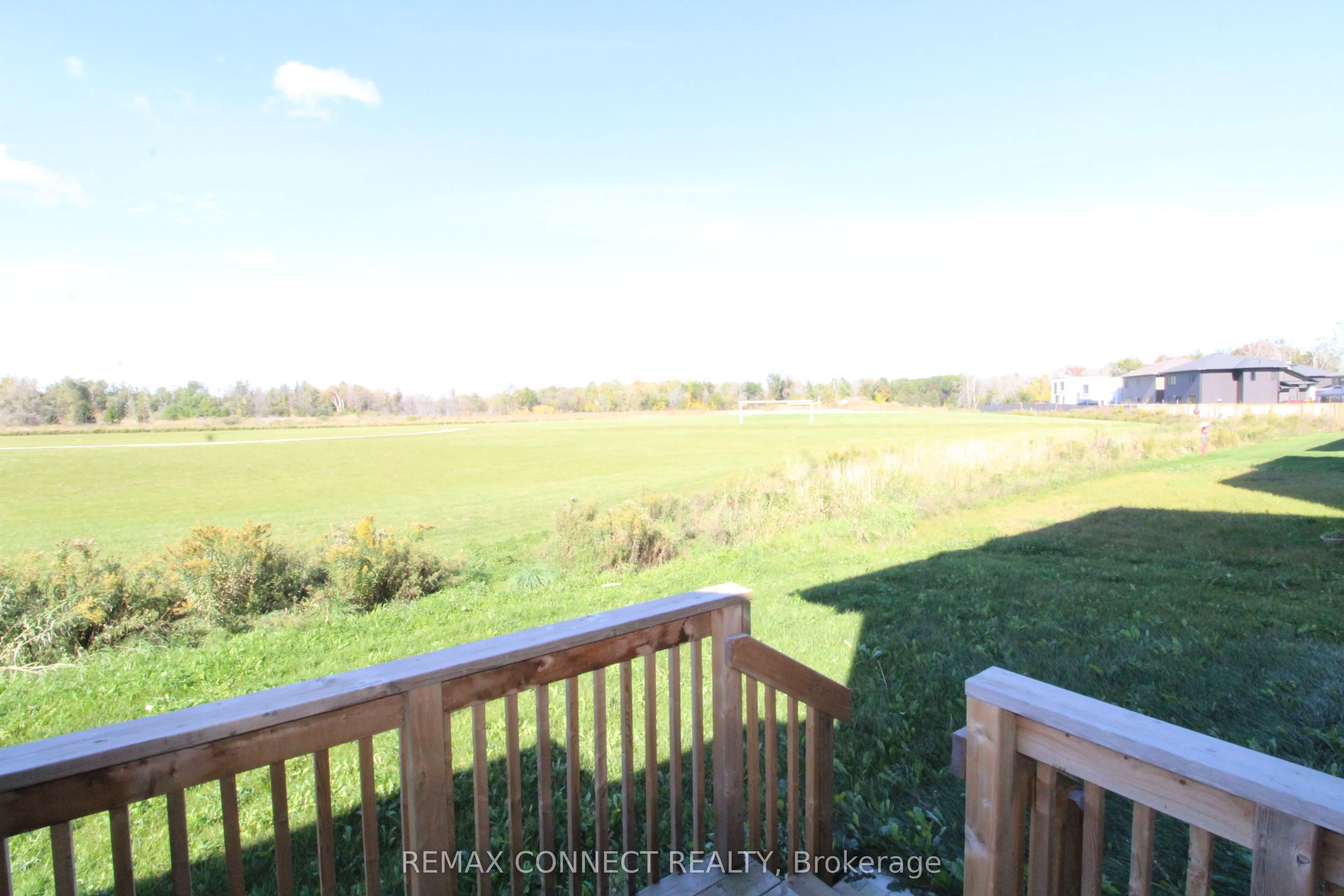 3715 Quayside Drive