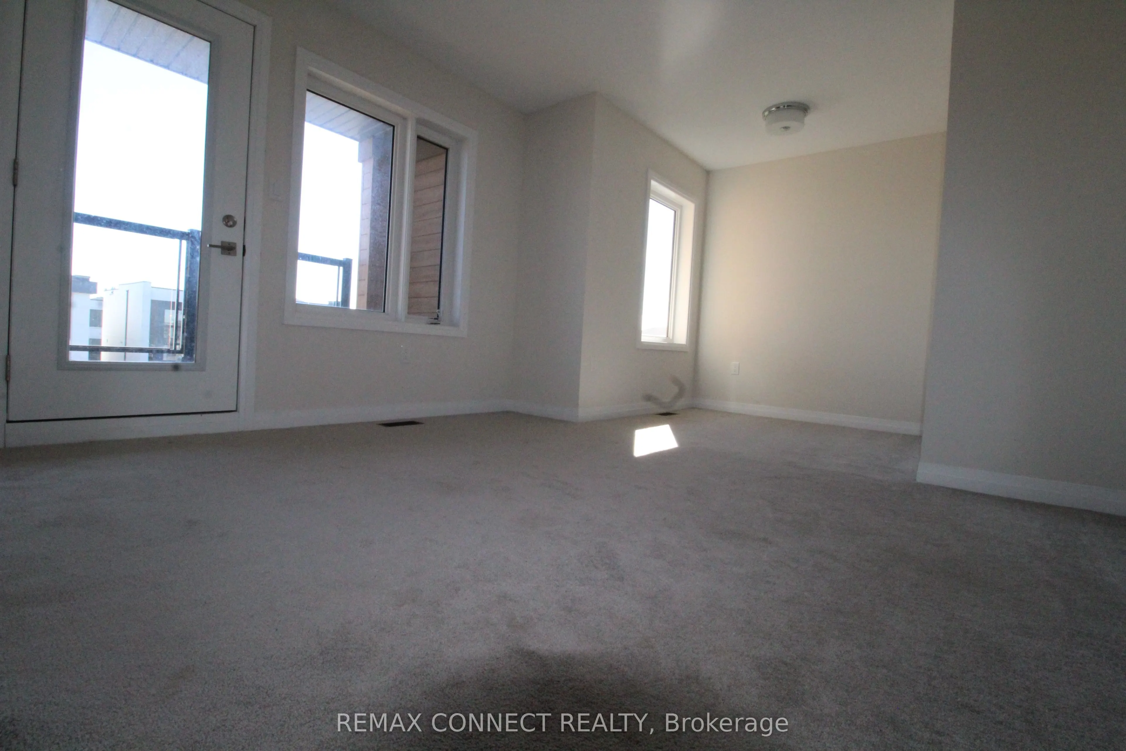 3715 Quayside Drive