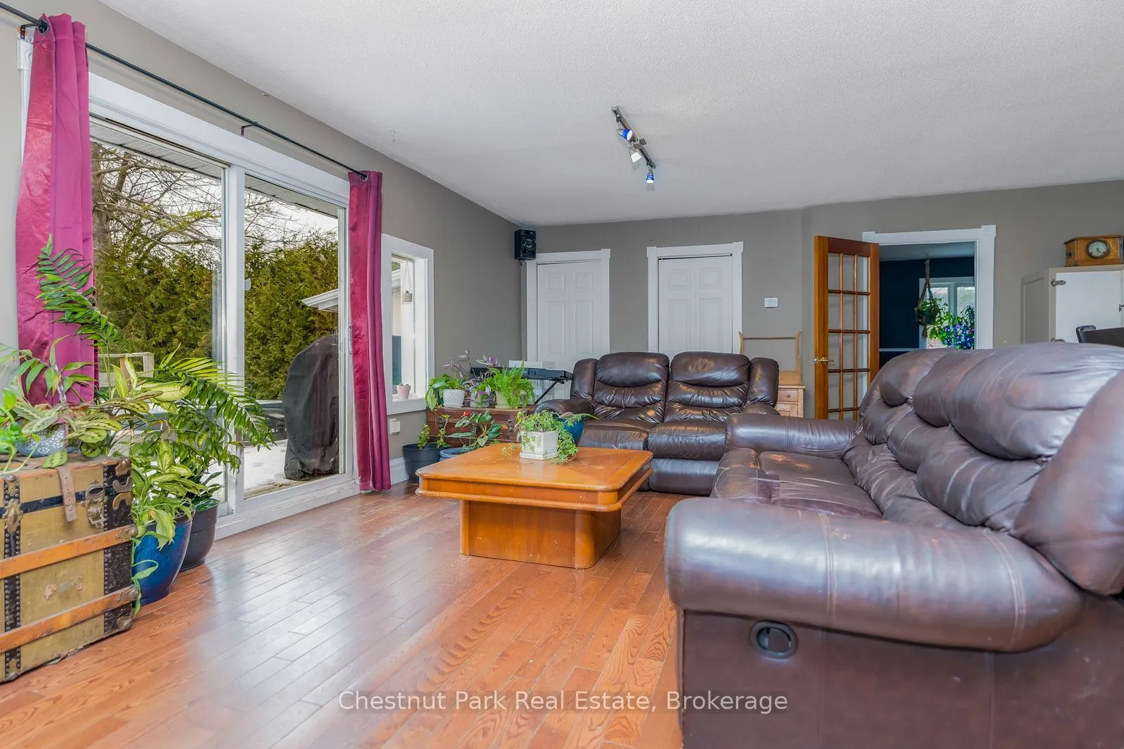 4 Parkside Avenue