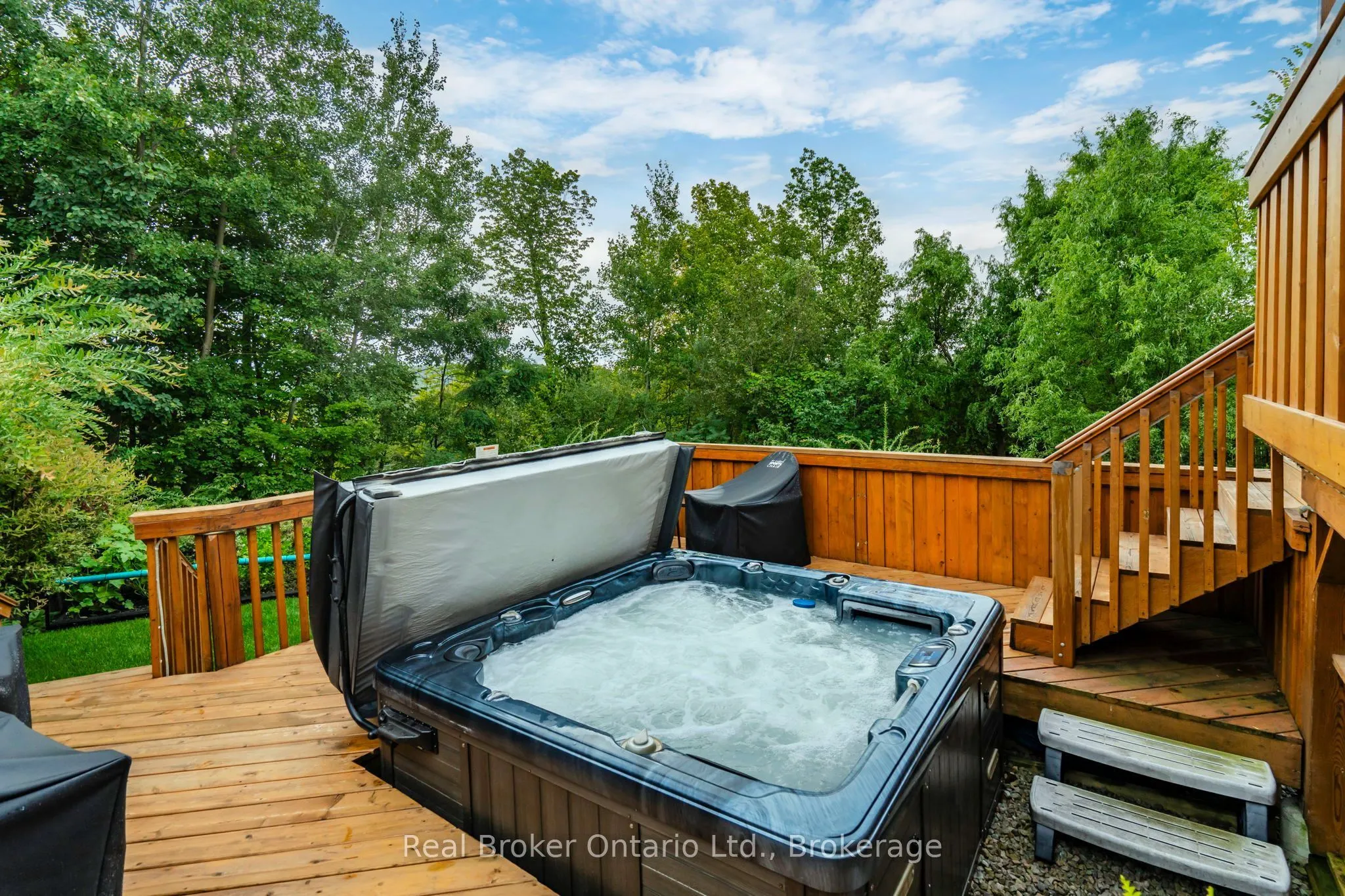 140 Southwinds Crescent