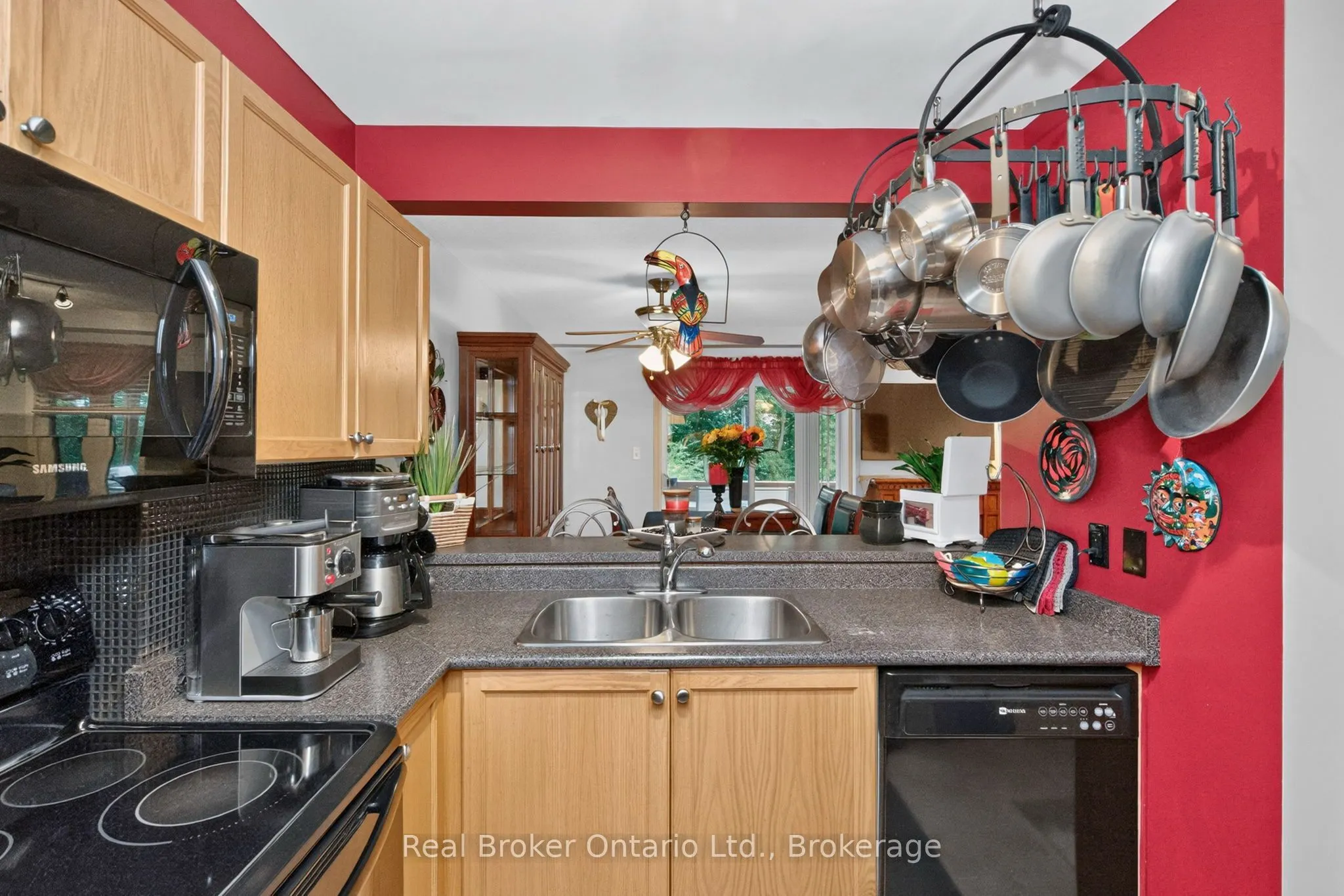 140 Southwinds Crescent