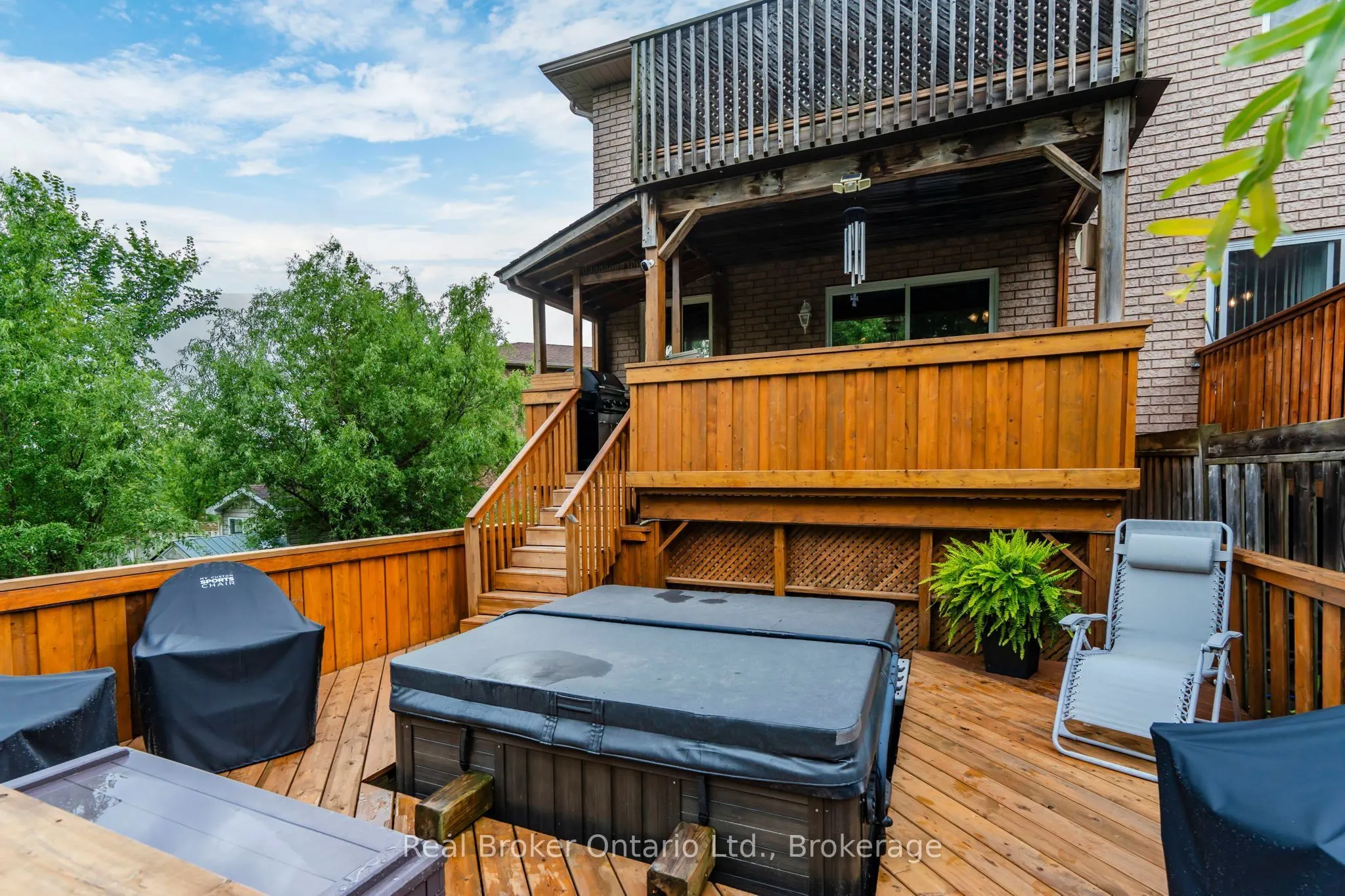 140 Southwinds Crescent