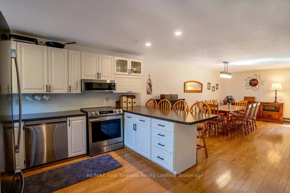 158 Escarpment Crescent #158